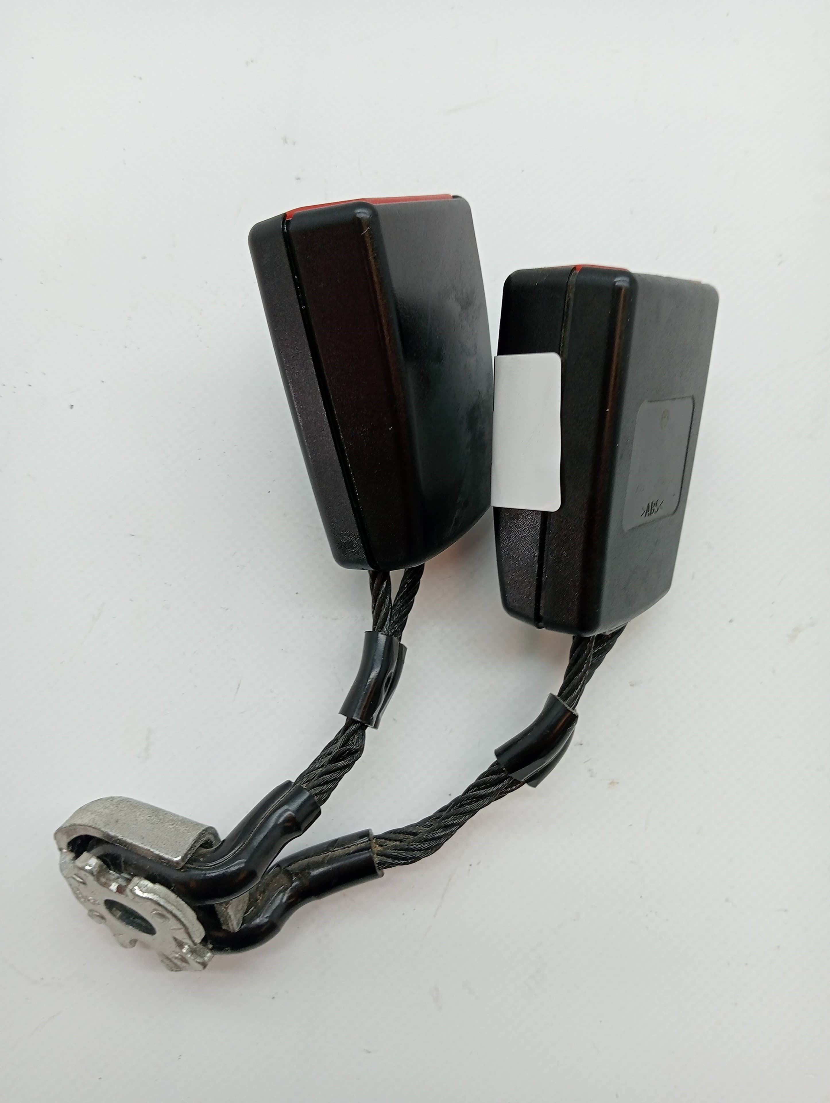 Enganche cinturon VOLKSWAGEN POLO (6R1) 3