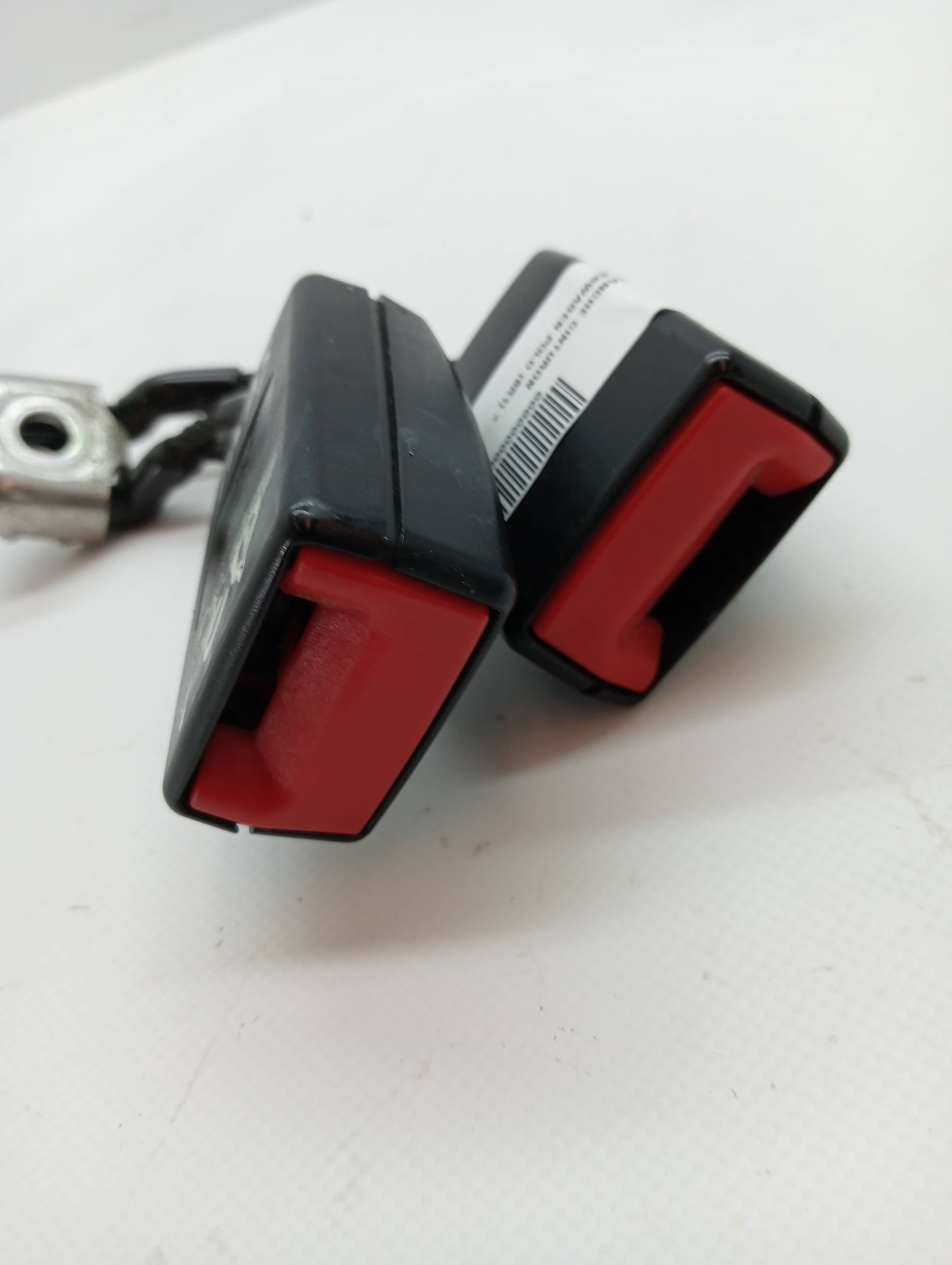 Enganche cinturon VOLKSWAGEN POLO (6R1) 2