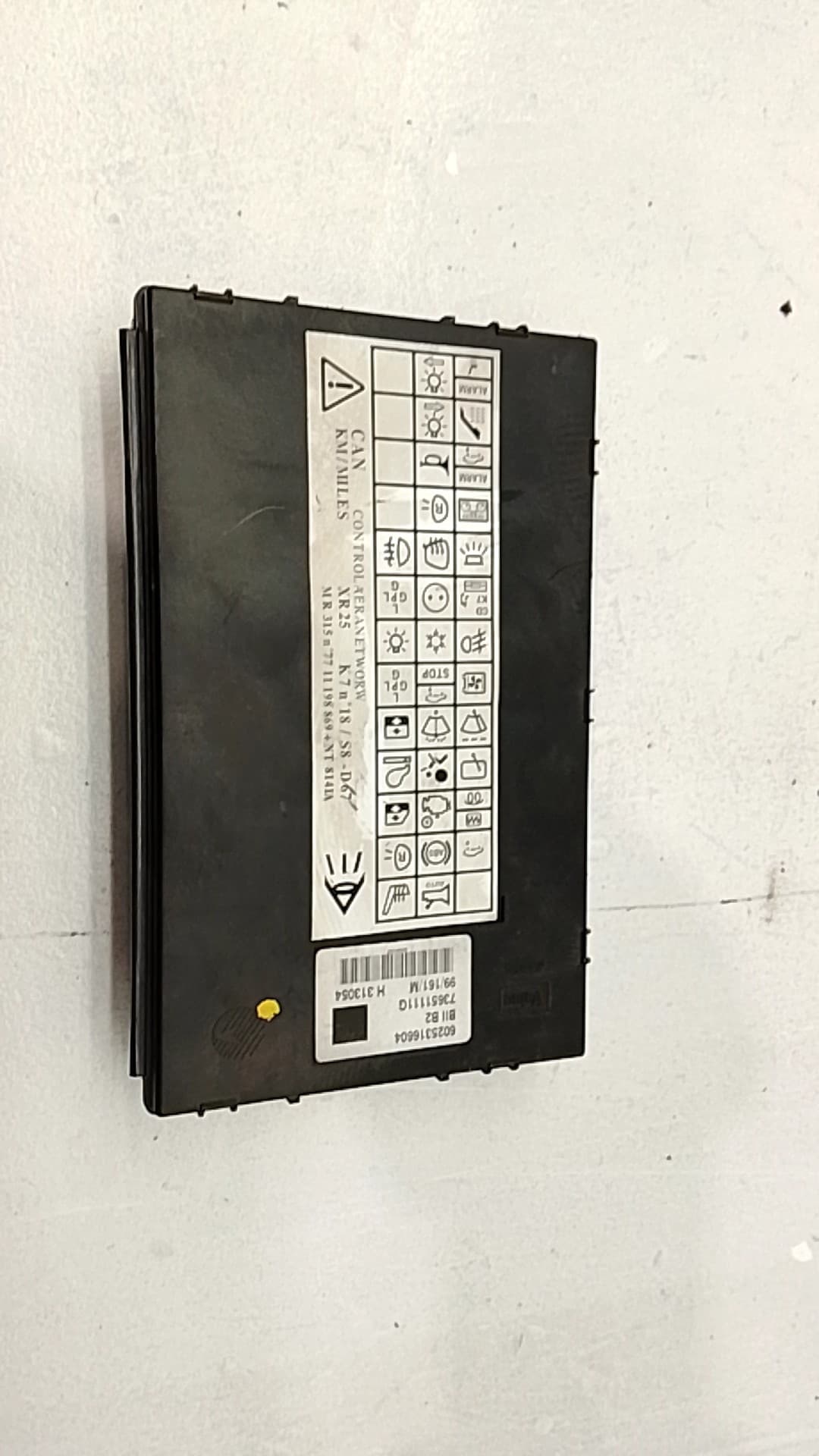 Caja fusibles RENAULT ESPACE III (JE0_) 5
