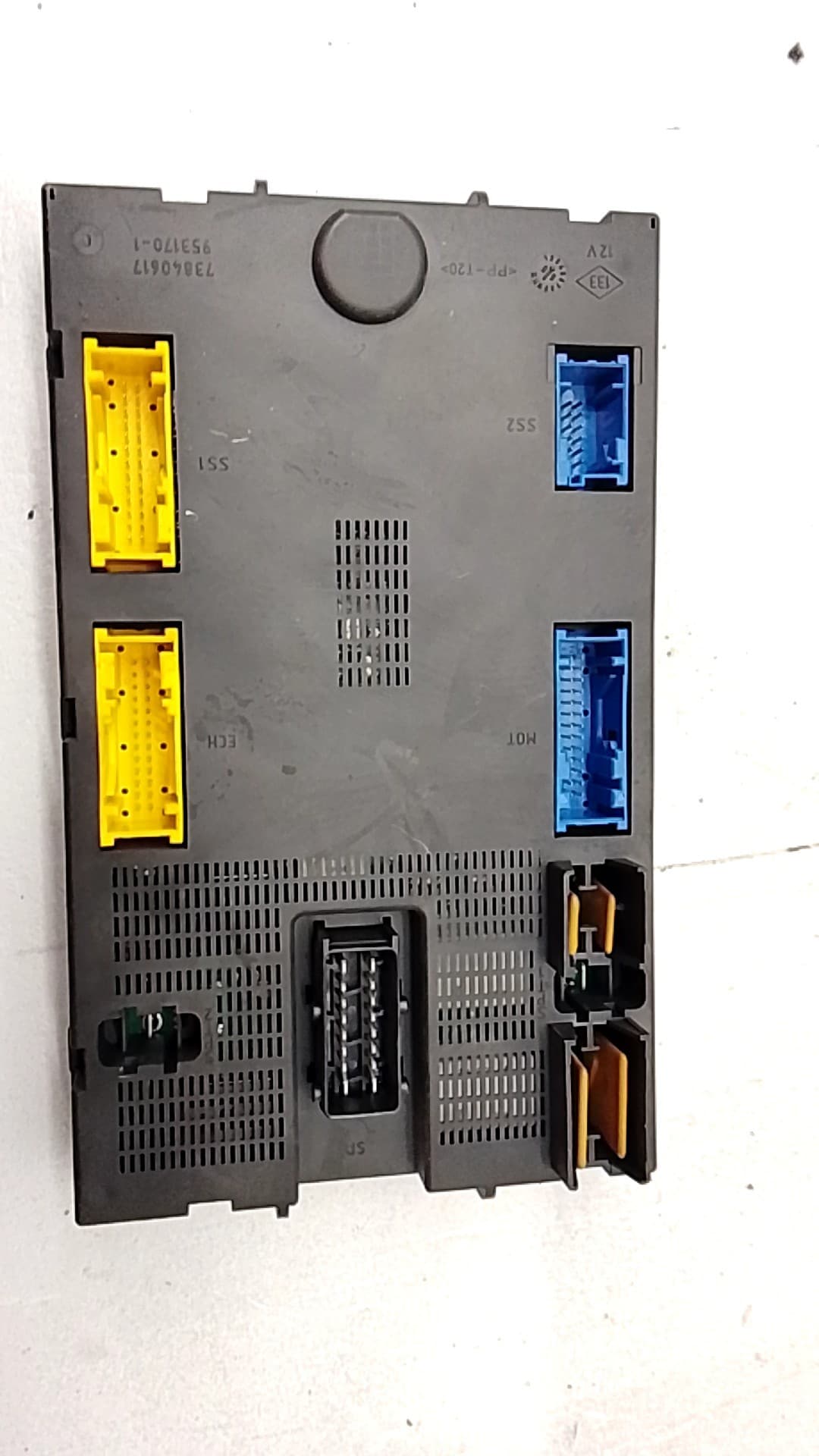Caja fusibles RENAULT ESPACE III (JE0_) 2
