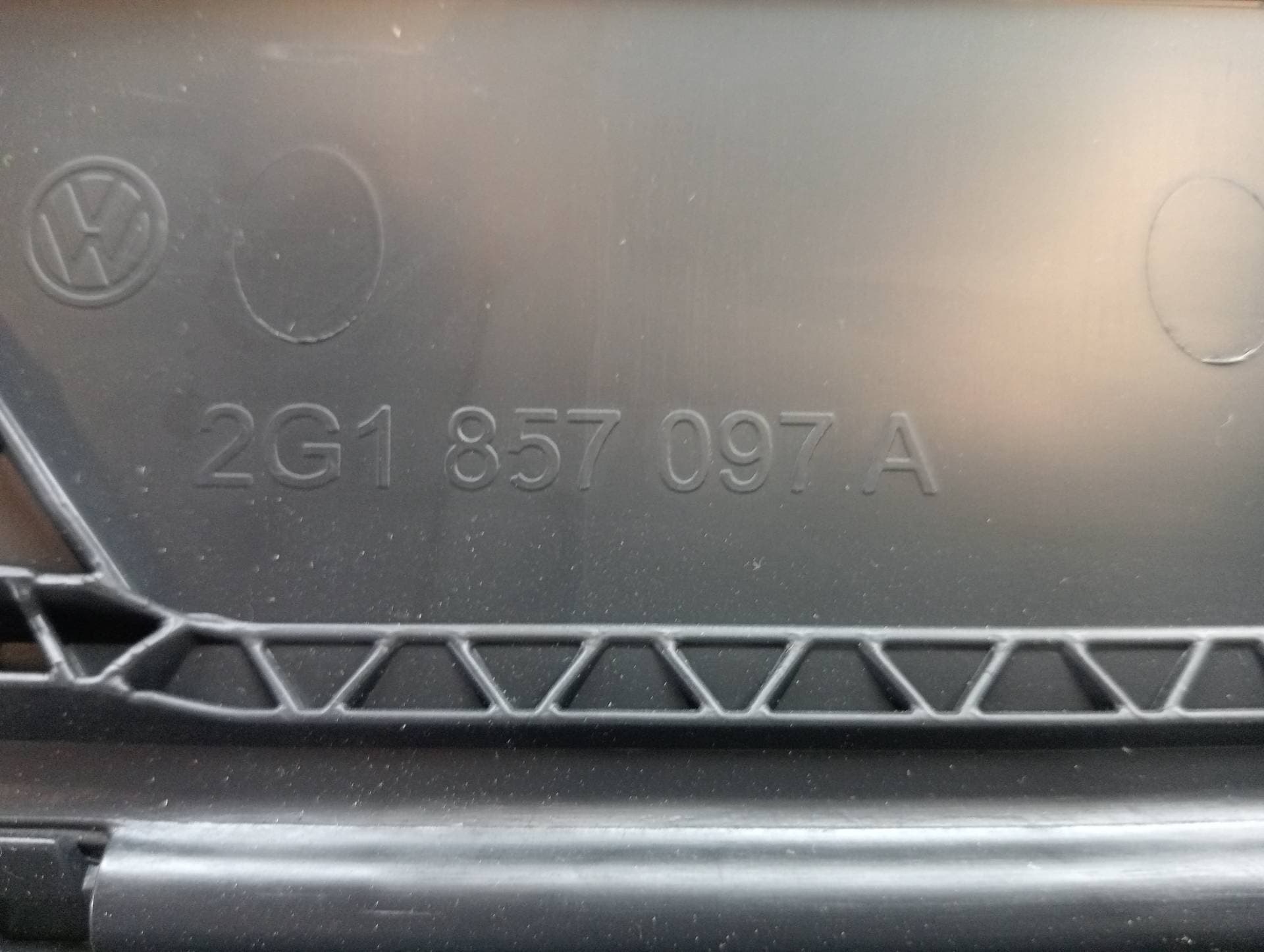 Guantera VOLKSWAGEN POLO 2