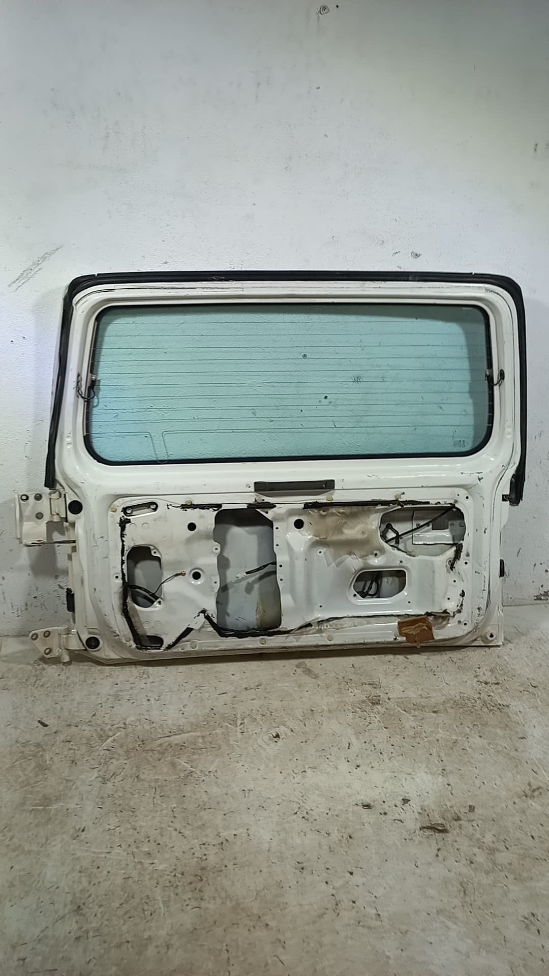 Porton trasero MITSUBISHI GALLOPER (HYUNDAI) 3