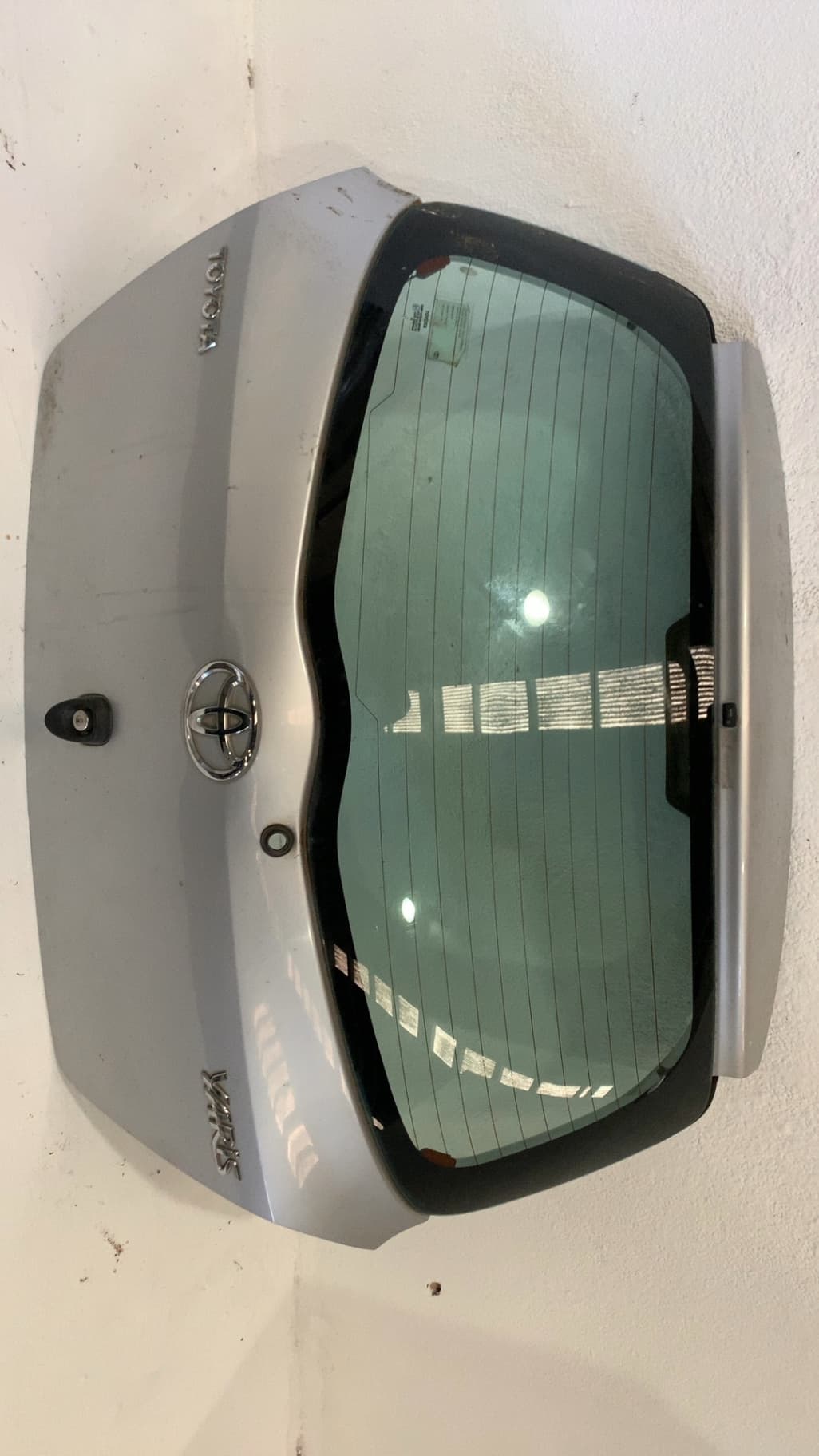 Porton trasero TOYOTA YARIS