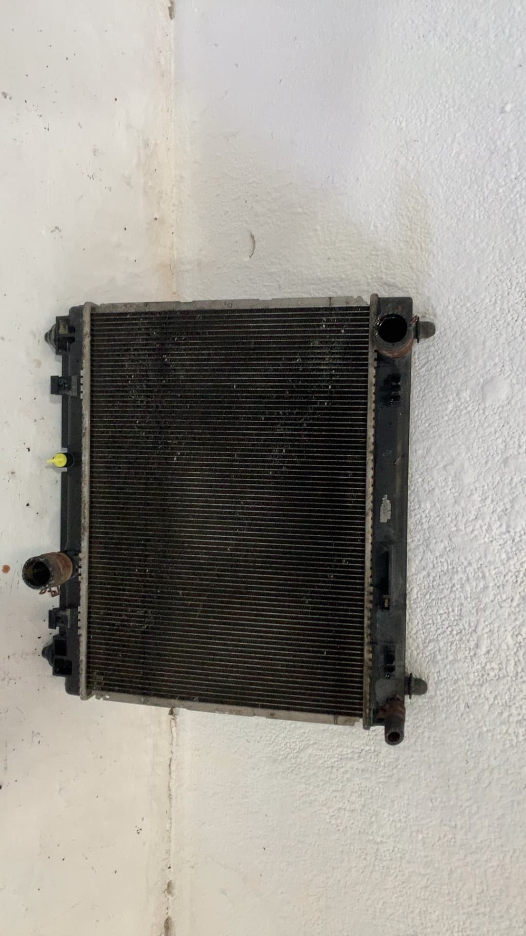Radiador agua TOYOTA YARIS 2