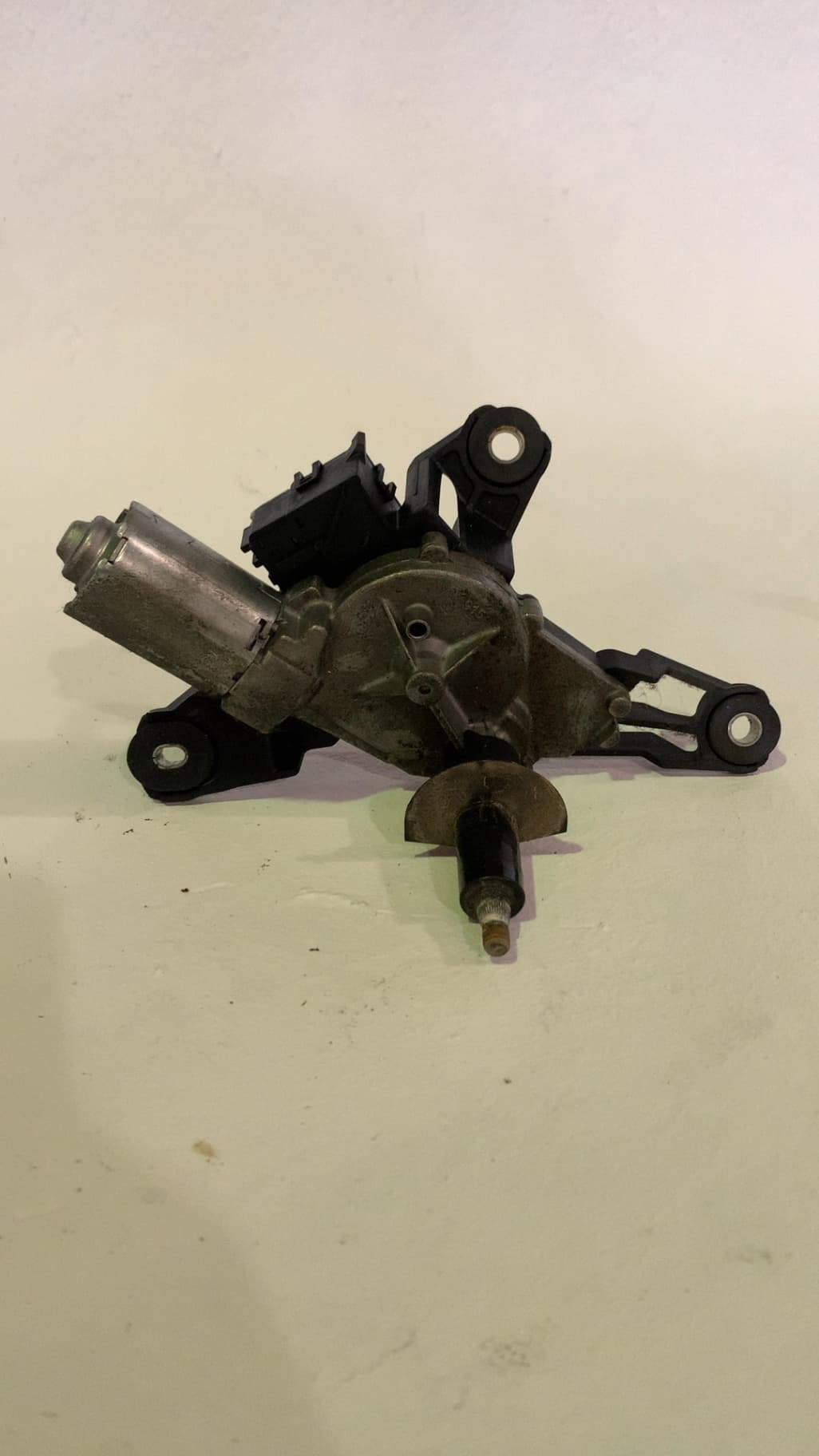 Motor limpia trasero TOYOTA YARIS