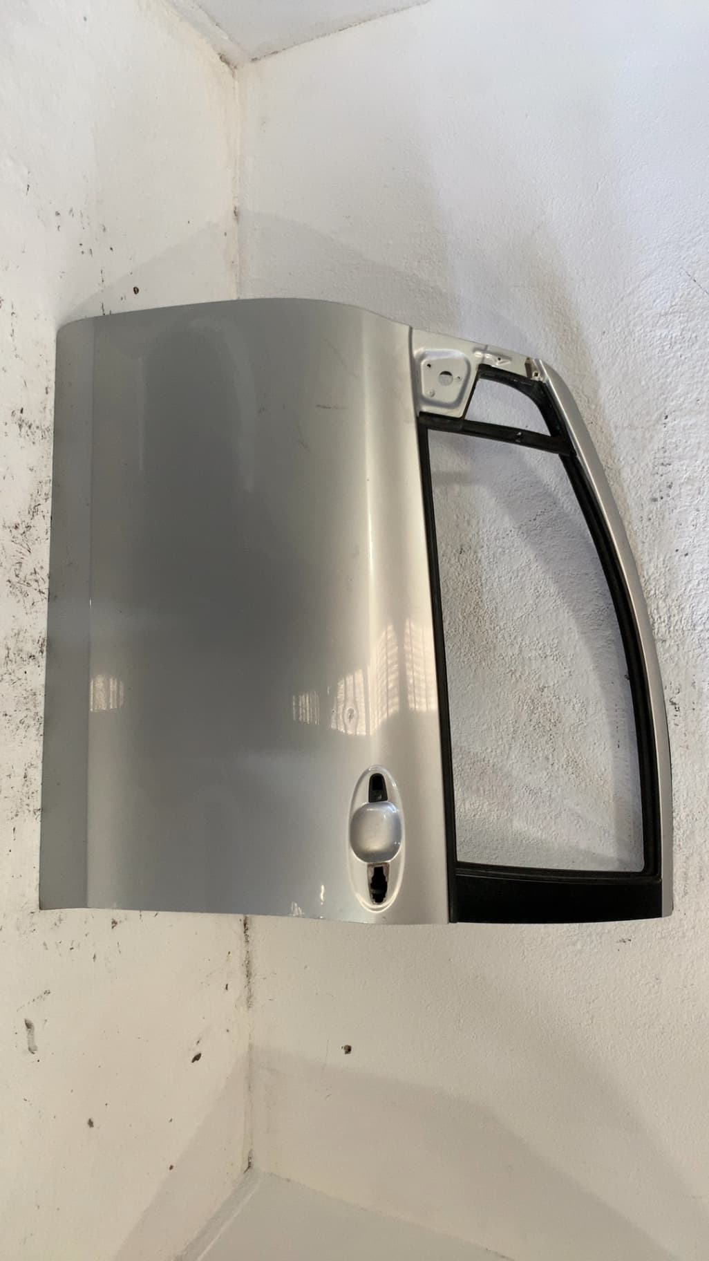 Puerta delantera izquierda TOYOTA YARIS
