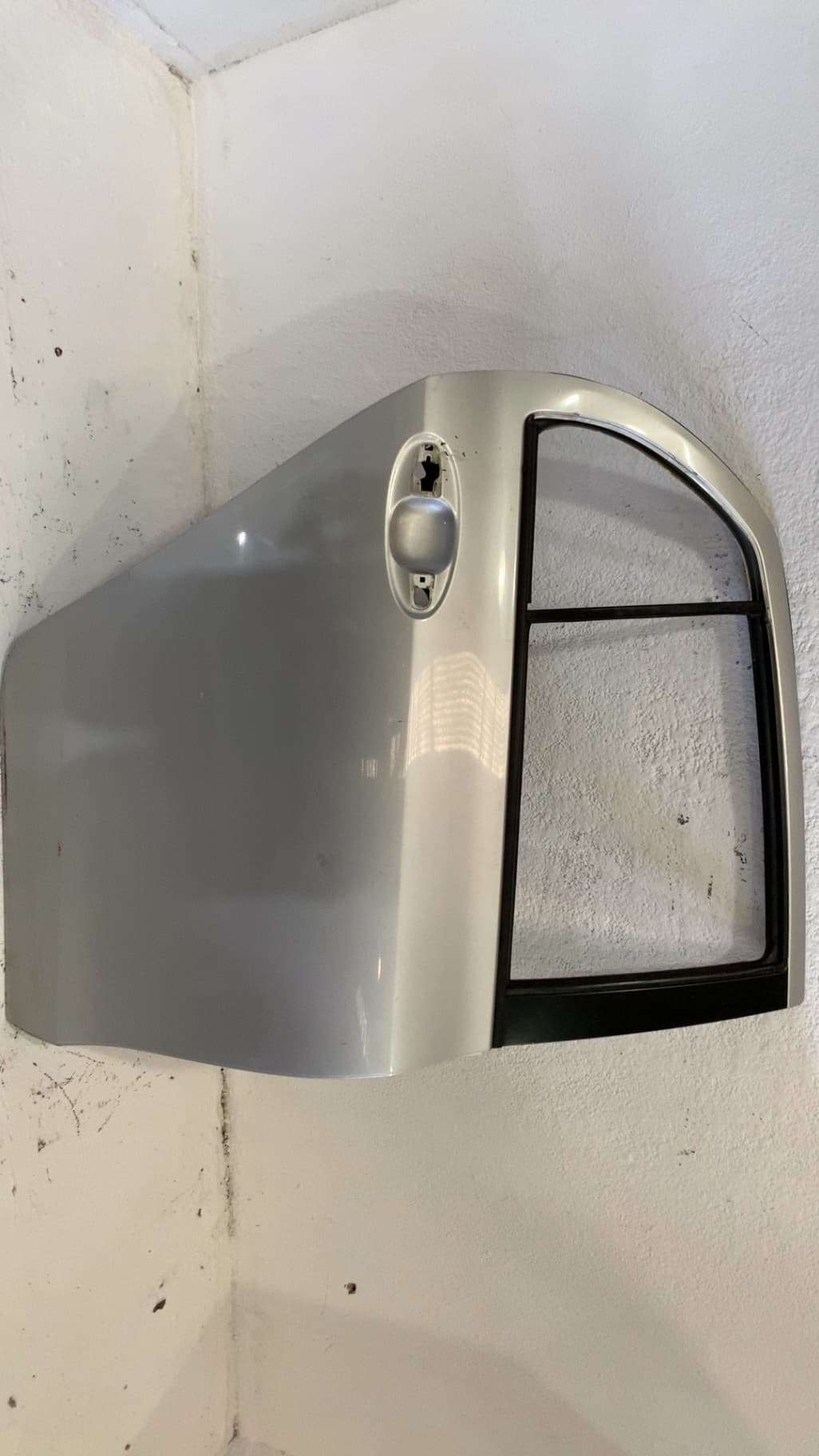 Puerta trasera derecha TOYOTA YARIS