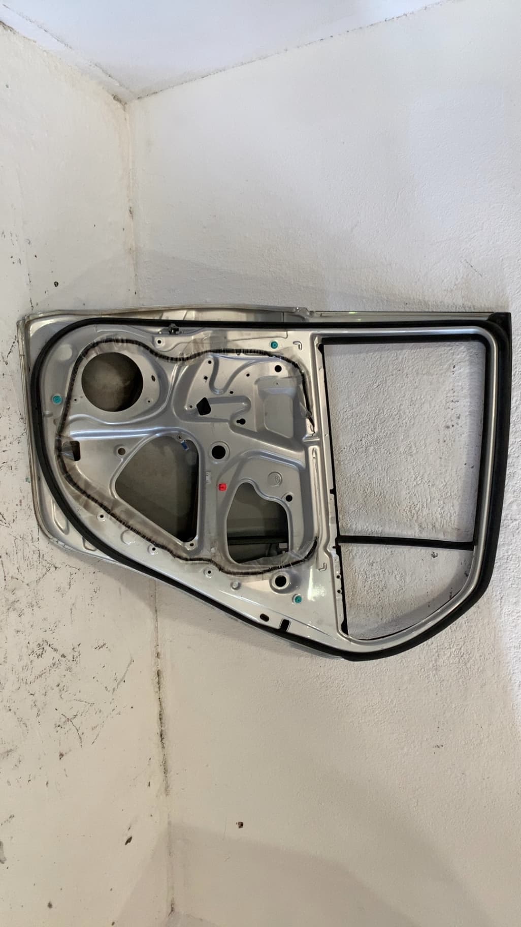 Puerta trasera derecha TOYOTA YARIS 2