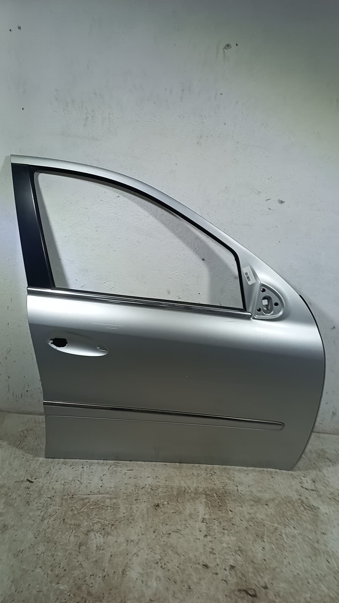 Puerta delantera derecha MERCEDES-BENZ CLASE M (W164)