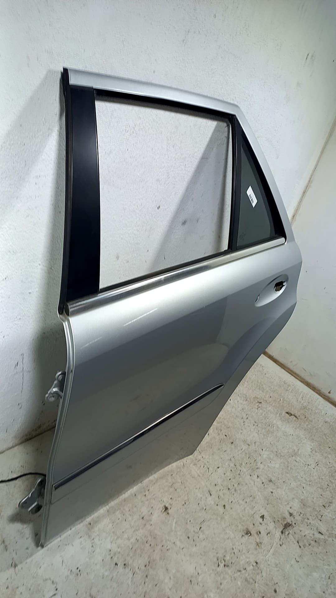 Puerta trasera izquierda MERCEDES-BENZ CLASE M (W164) 4