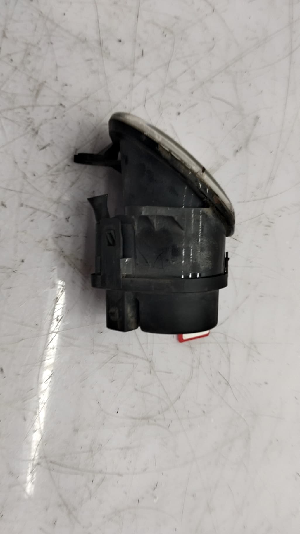Faro antiniebla izquierdo AUDI A6 BERLINA (4B2)