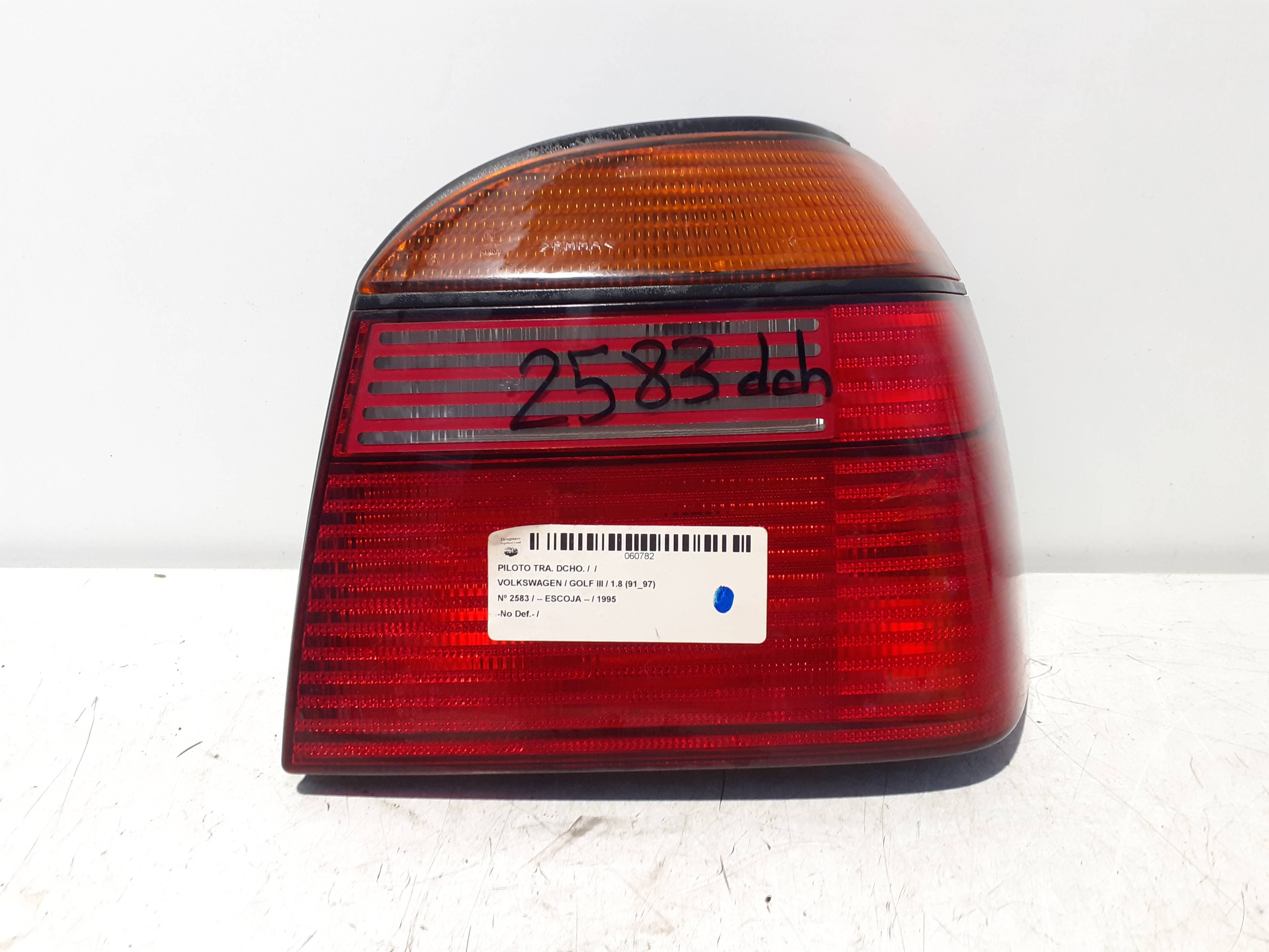 Piloto trasero derecho VOLKSWAGEN GOLF III BERLINA (1H1)