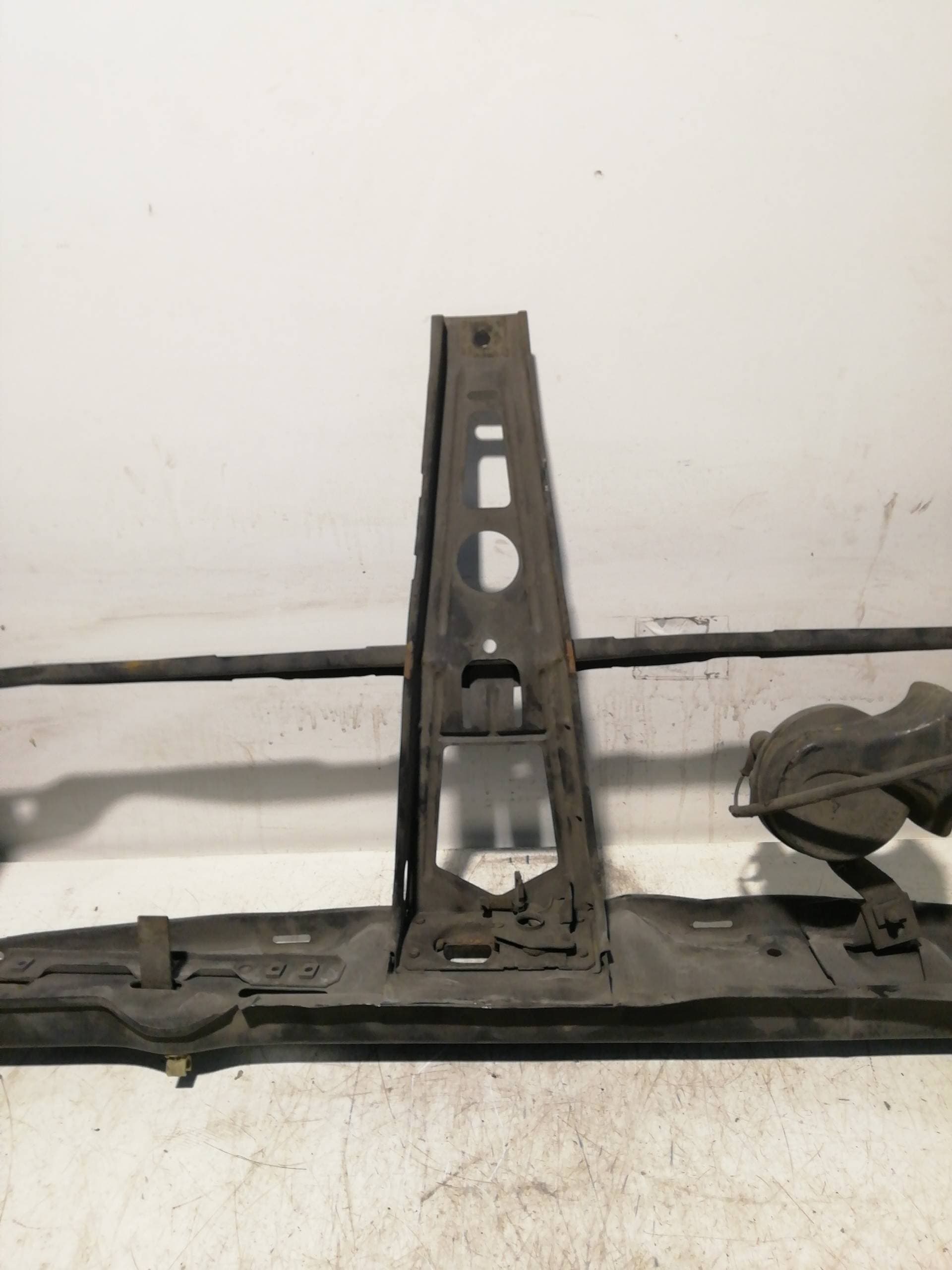 Panel frontal VOLKSWAGEN GOLF III BERLINA (1H1) 5