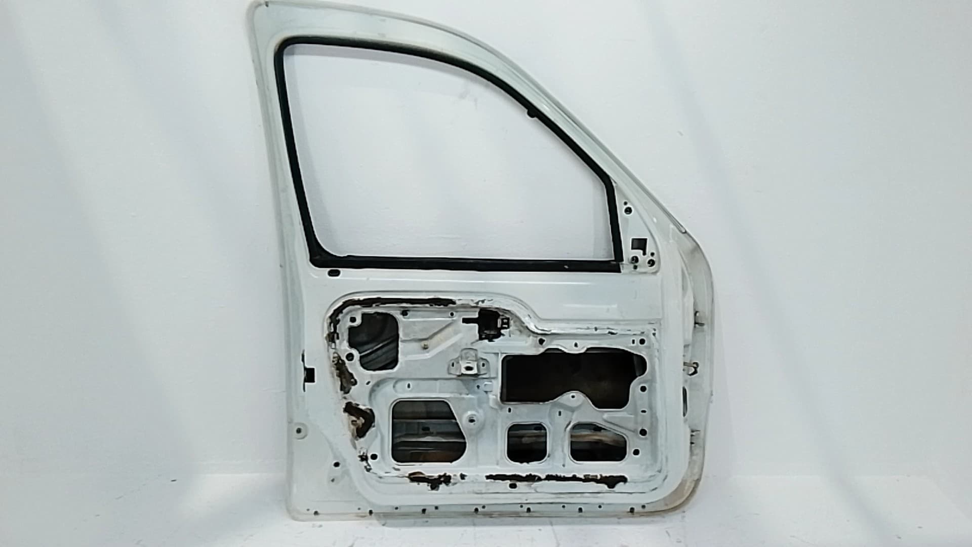 Puerta delantera izquierda RENAULT KANGOO 4