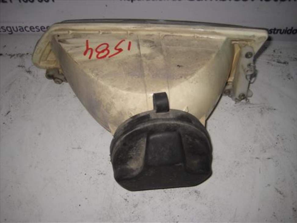 Faro derecho PEUGEOT 106 (S1) 2