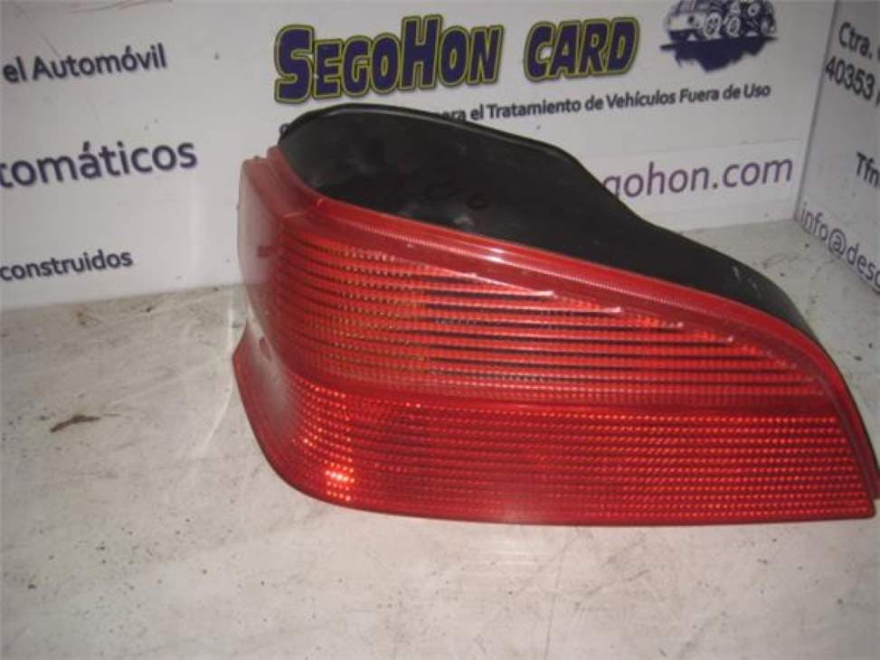 Piloto trasero izquierdo PEUGEOT 106 (S1)