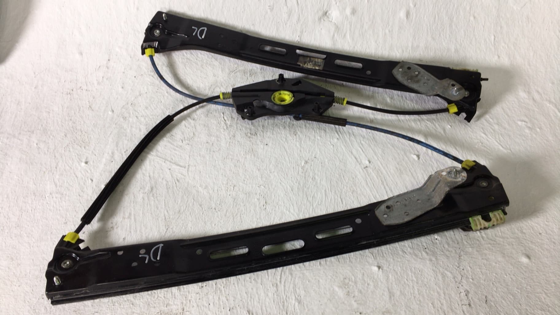 Elevalunas delantero izquierdo VOLKSWAGEN SHARAN (7M8, 7M9, 7M6)