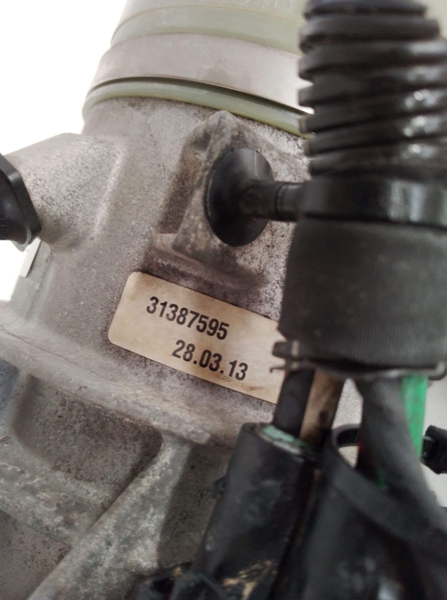 Bomba direccion VOLVO XC60 3