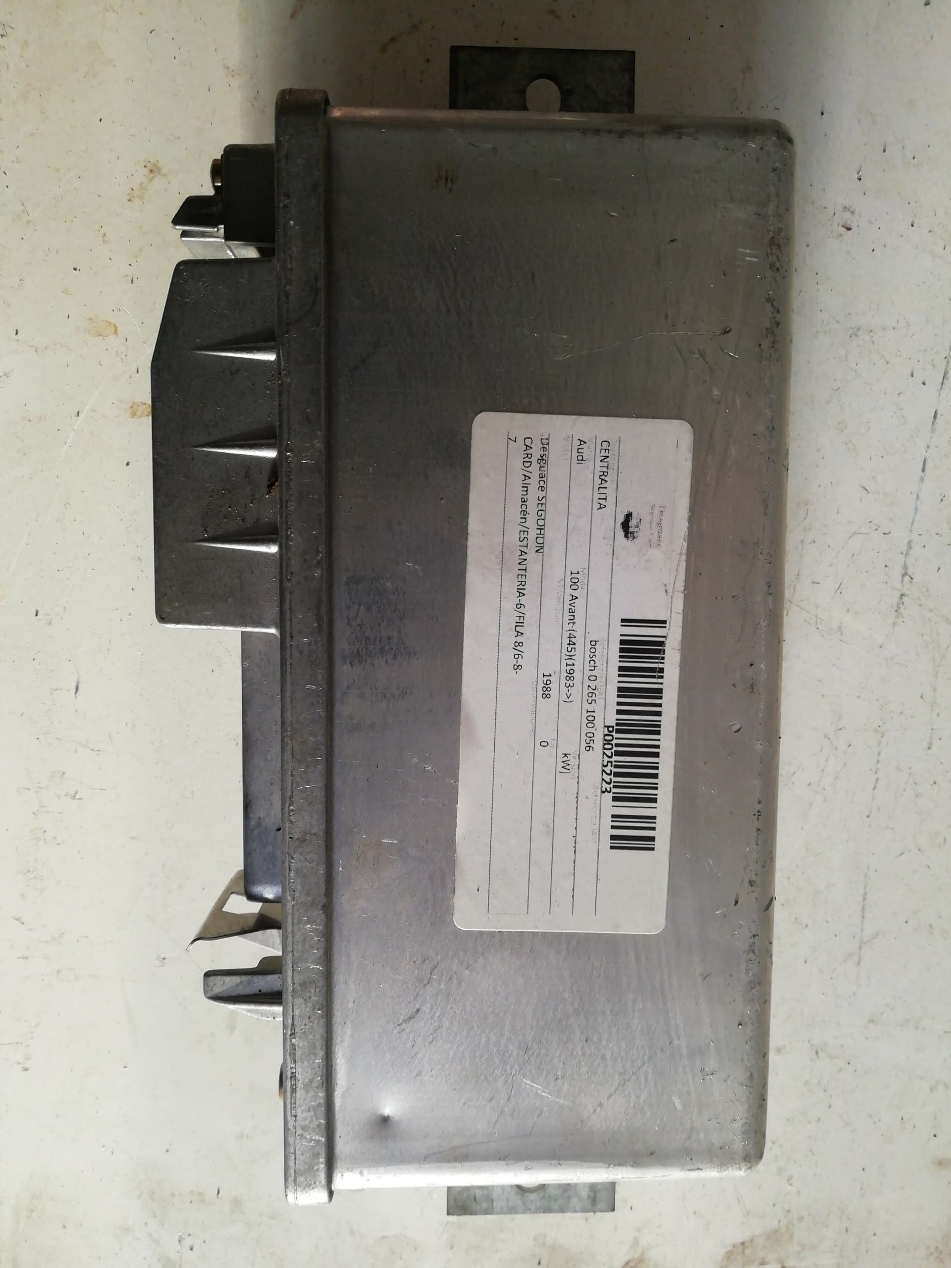 Centralita motor uce AUDI 100 AVANT (C4) 3