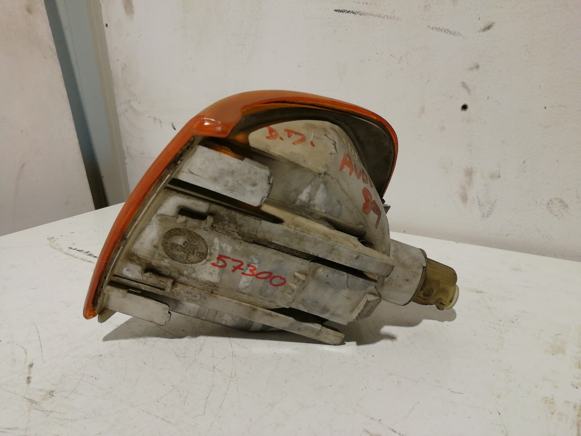 Recambio AUDI 100 AVANT (C4) ref. 084411506 2