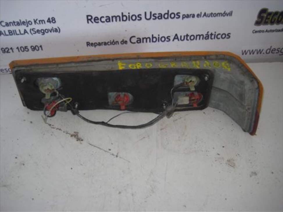 Piloto trasero izquierdo FORD GRANADA BERL./TURNIER 2