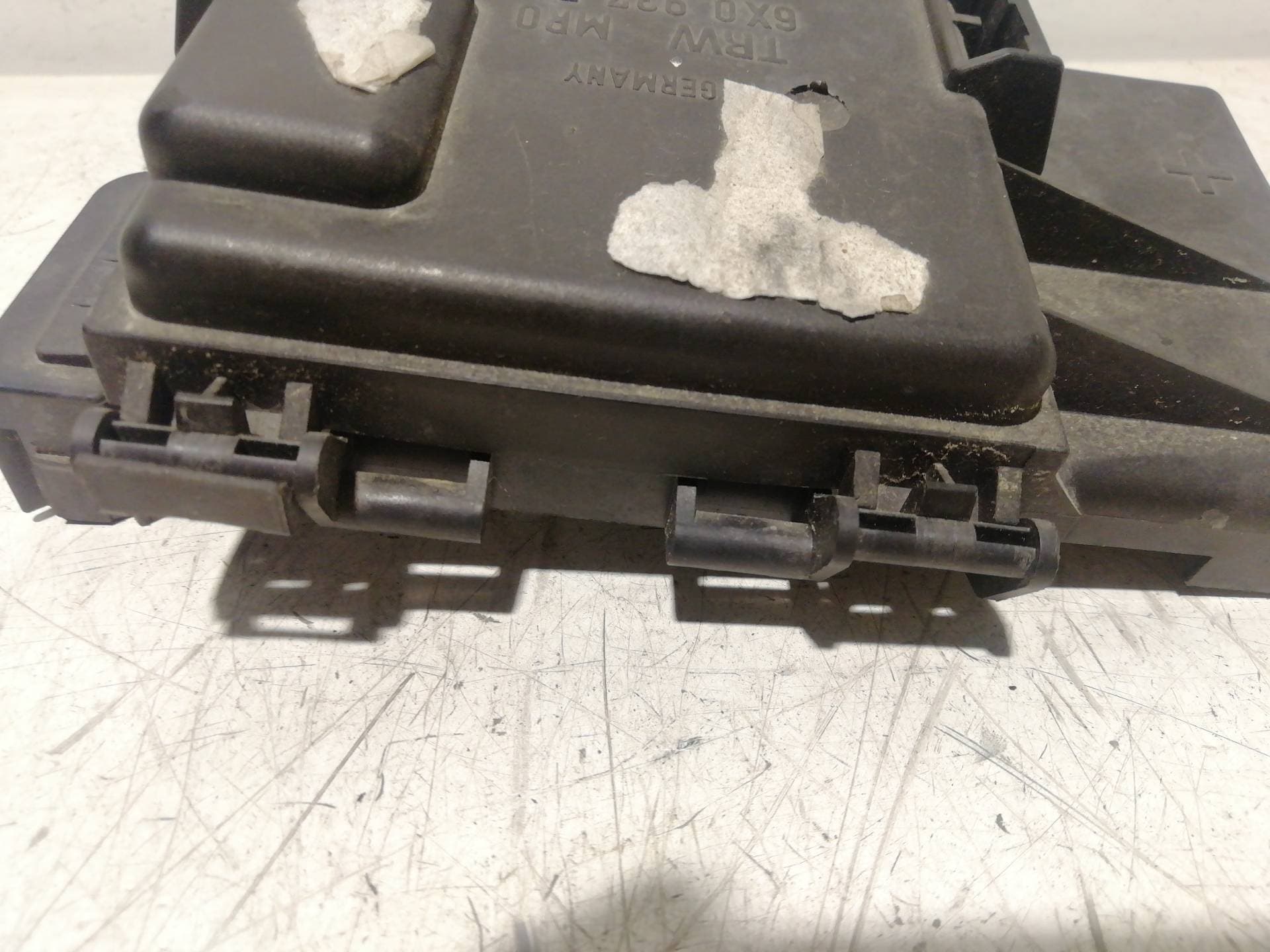 Caja reles / fusibles VOLKSWAGEN POLO BERLINA (6N1) 3