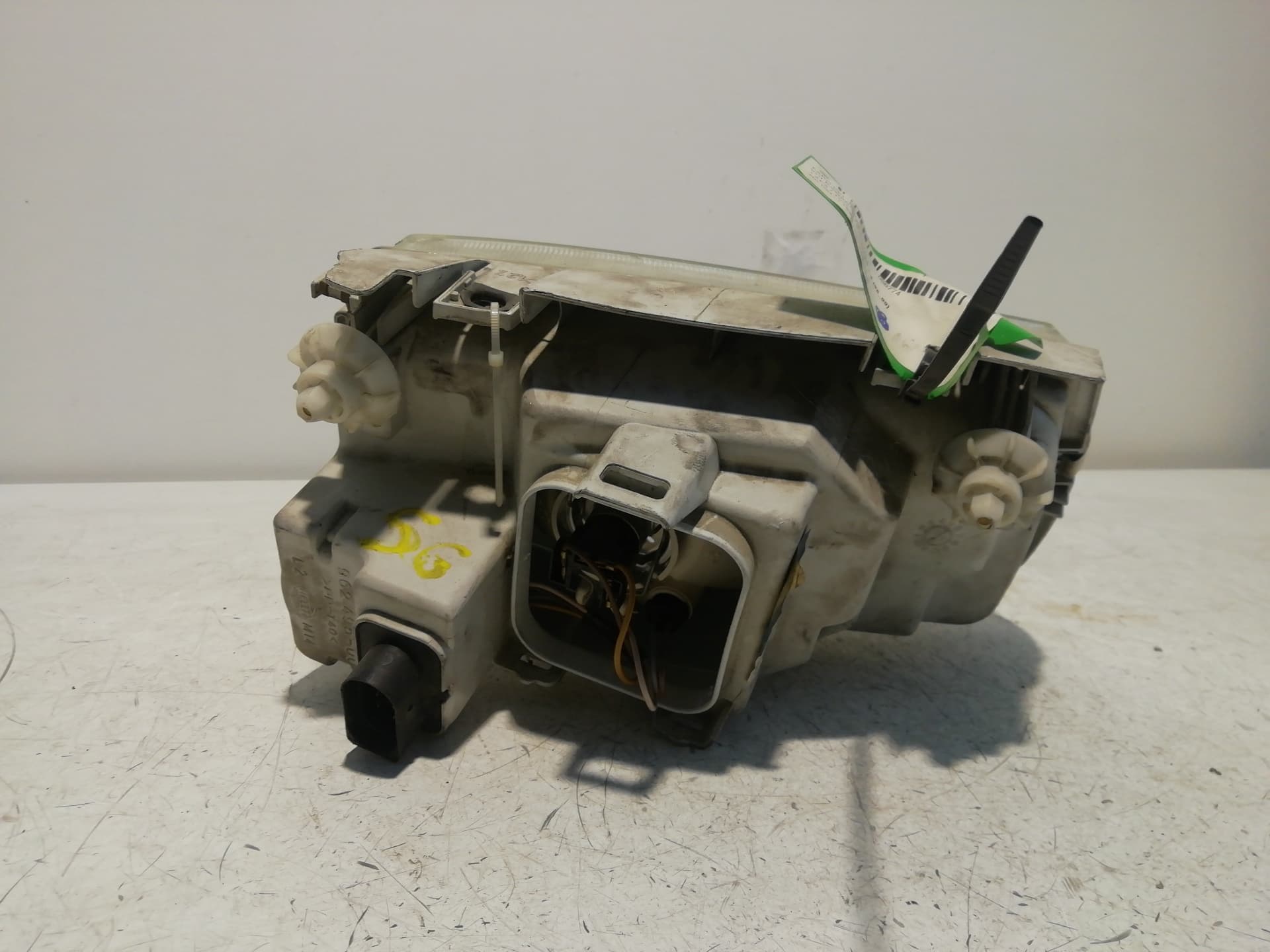Faro izquierdo VOLKSWAGEN POLO CLASSIC (6V2) 3