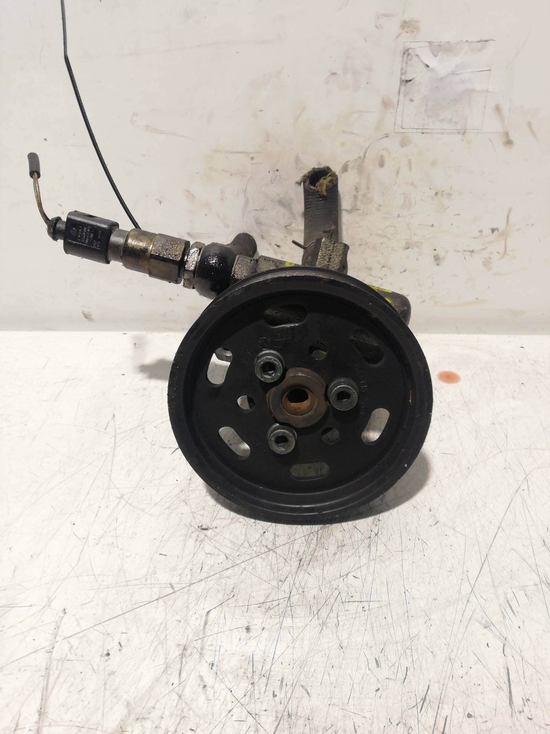 Bomba direccion VOLKSWAGEN GOLF IV BERLINA (1J1) 3