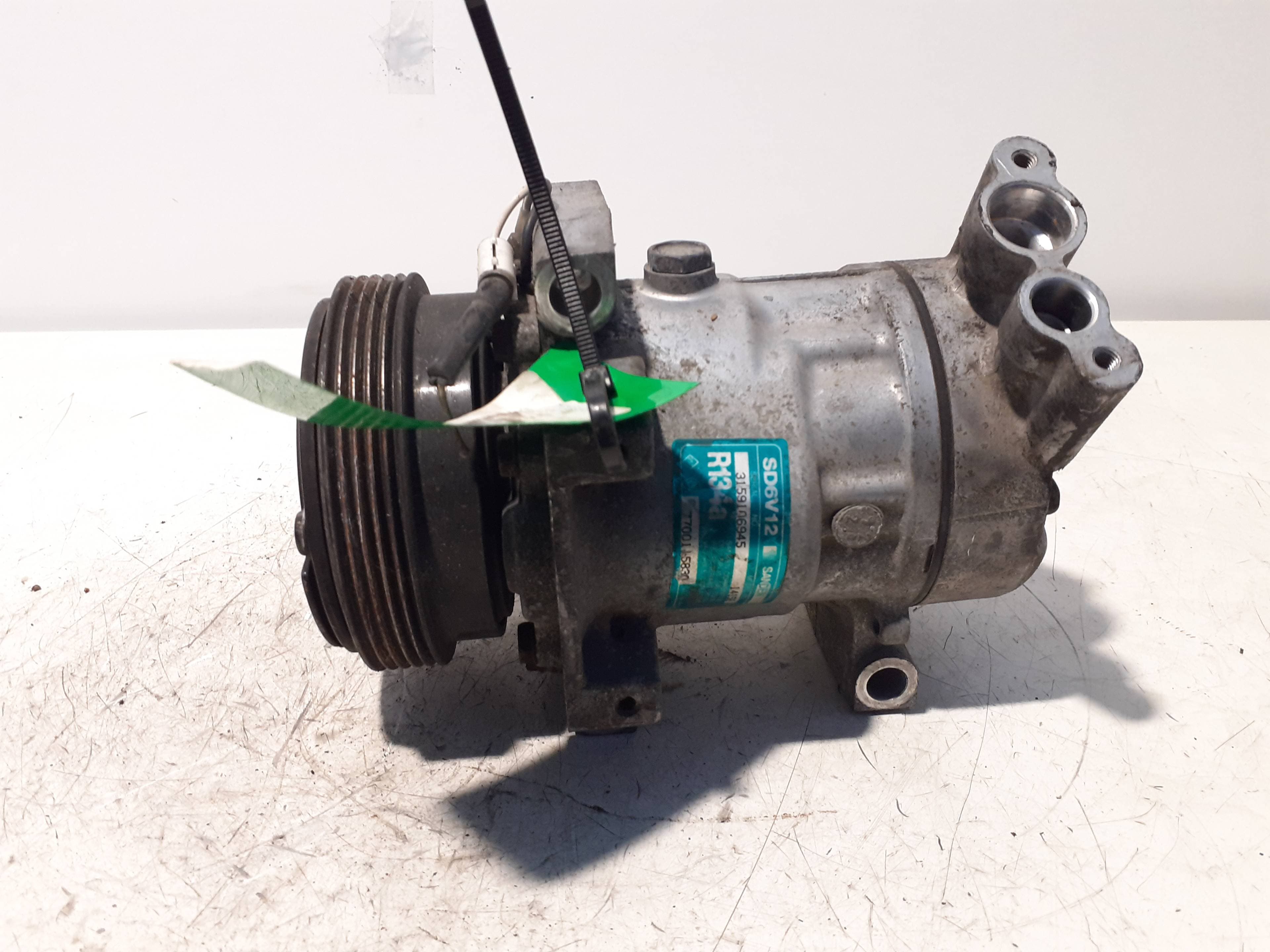 Recambio RENAULT CLIO II FASE I (B/CBO) ref. SD6V121415E 4