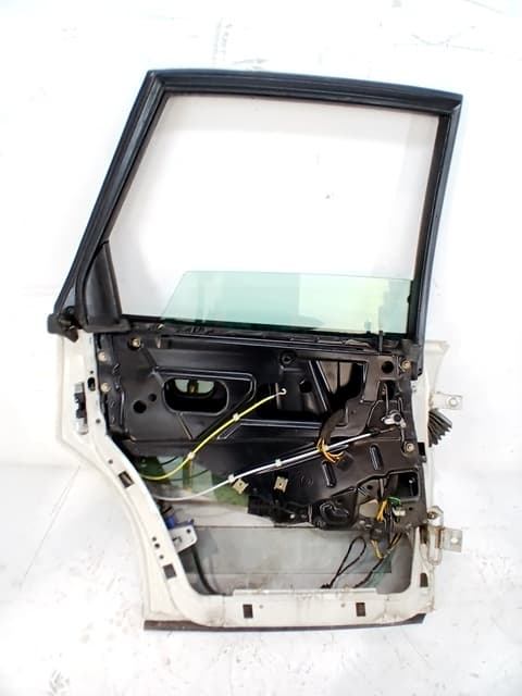 Puerta trasera izquierda AUDI 80 B4 SEDÁN (8C2) 2