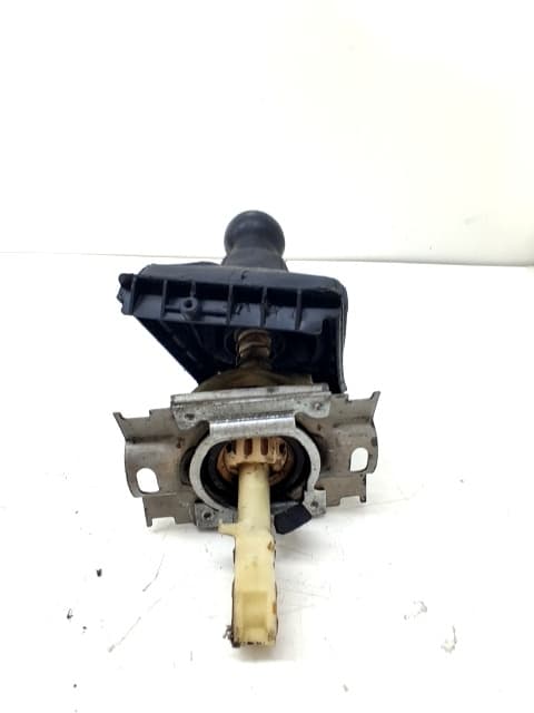 Pomo palanca cambio AUDI 80 B4 SEDÁN (8C2) 2