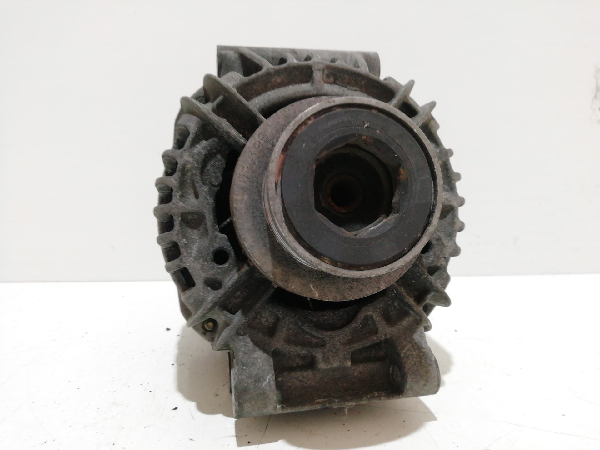 Alternador RENAULT LAGUNA (B56) 2