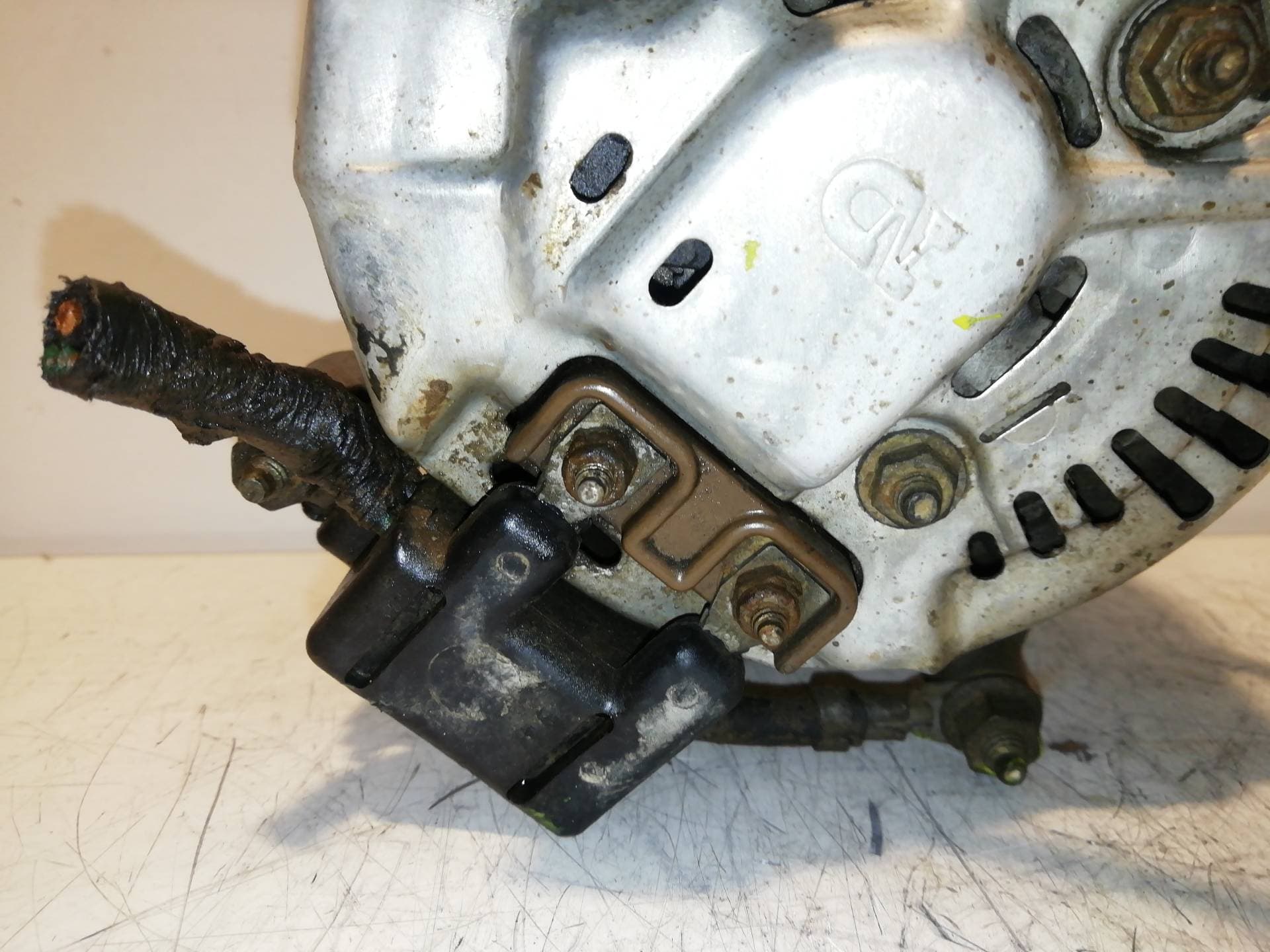 Alternador JEEP CHEROKEE 5