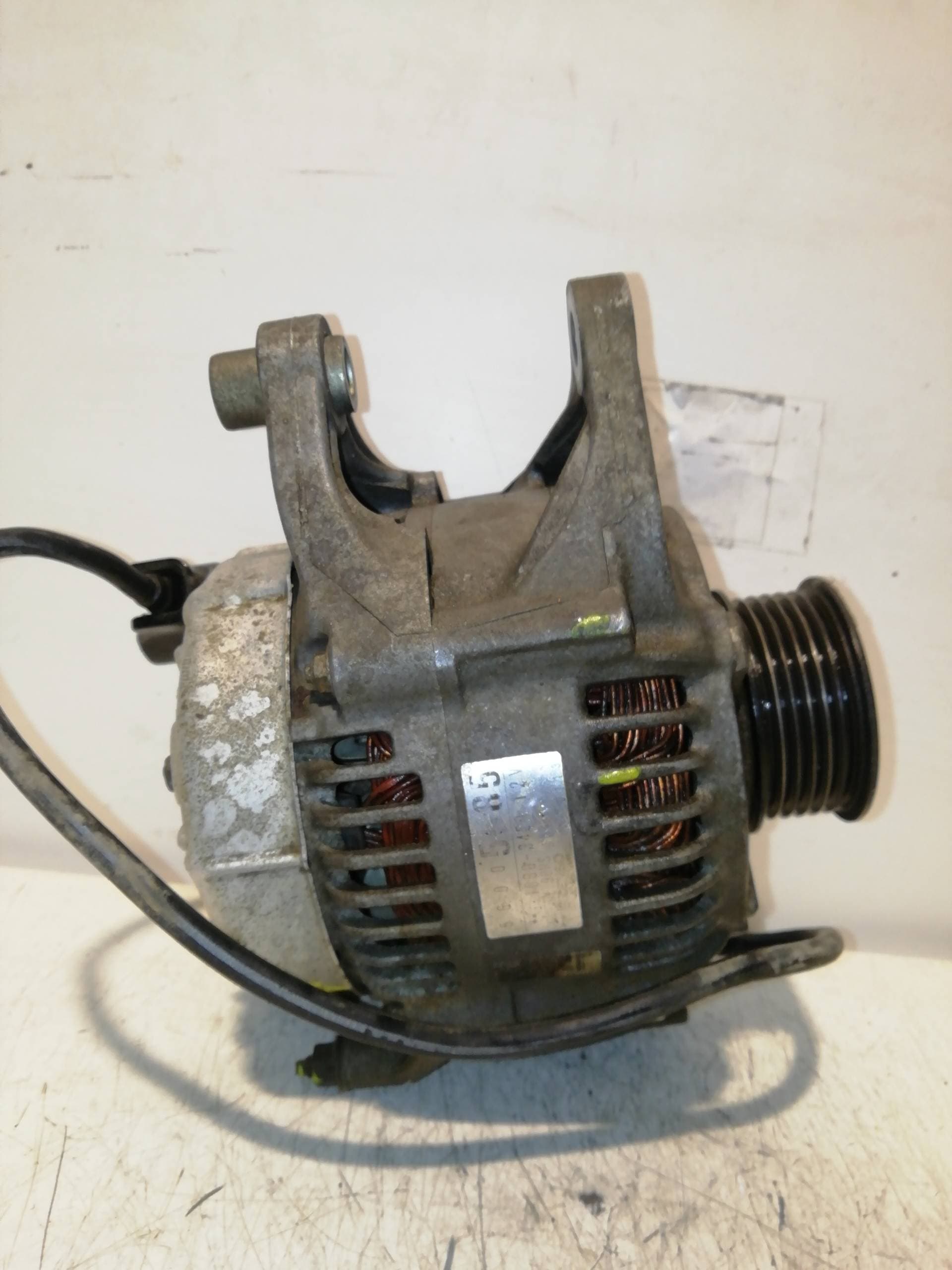 Alternador JEEP CHEROKEE 4