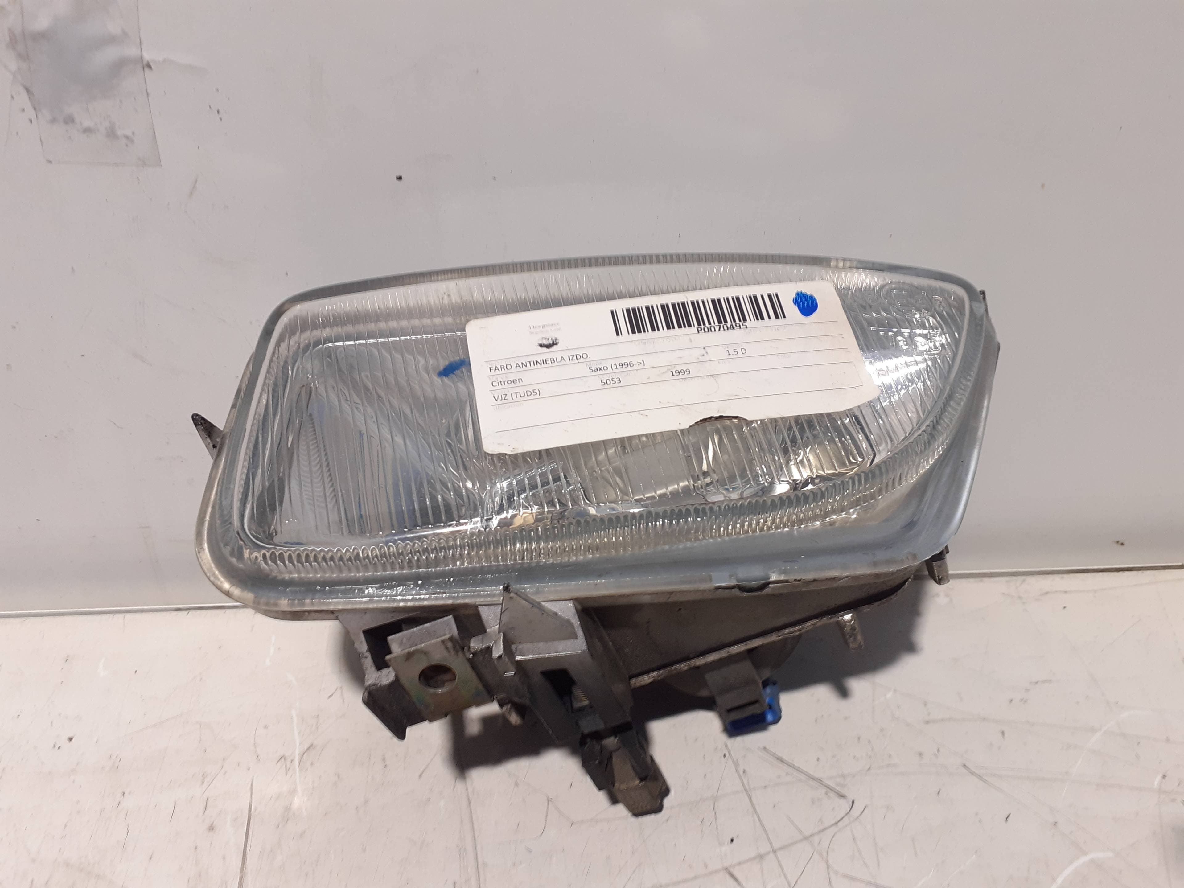 Faro antiniebla izquierdo CITROEN SAXO