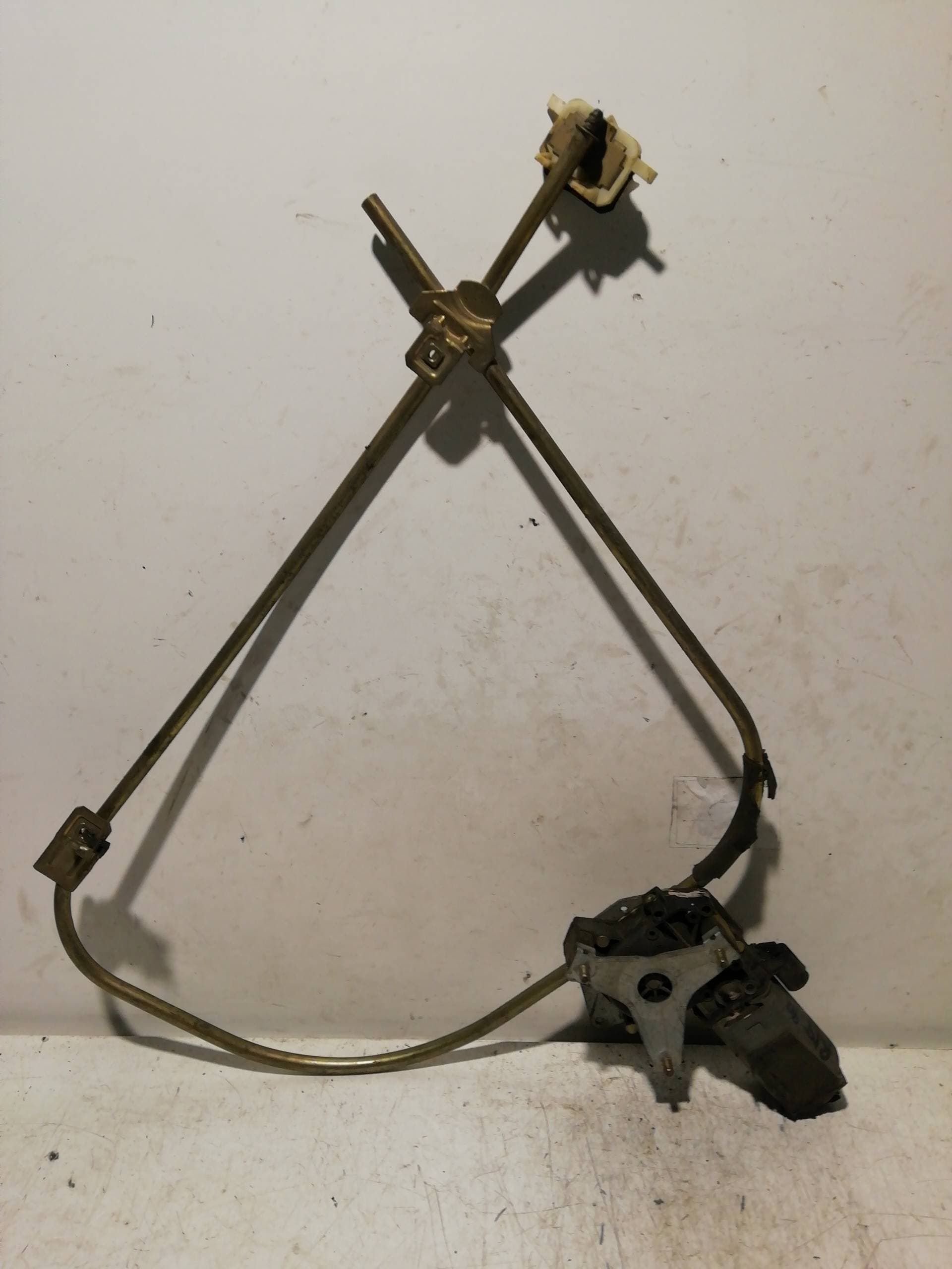 Elevalunas delantero izquierdo RENAULT 19 HATCHBACK (B/C53)