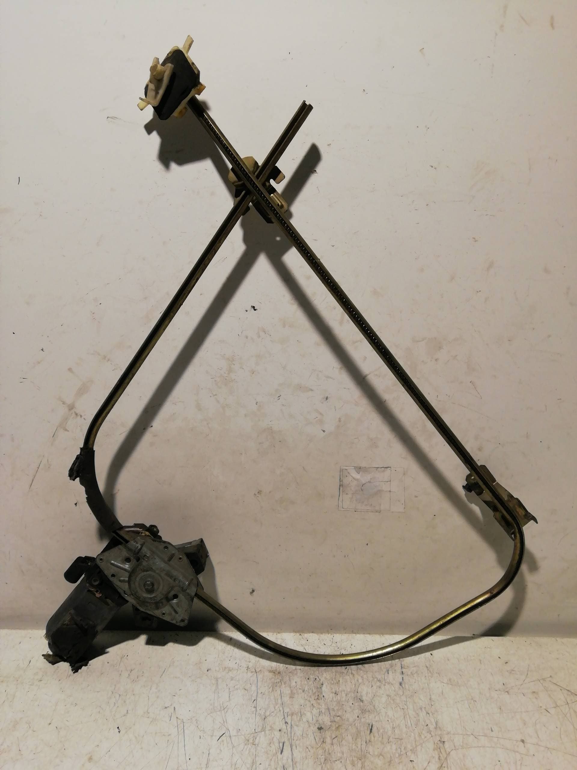Elevalunas delantero izquierdo RENAULT 19 HATCHBACK (B/C53) 2