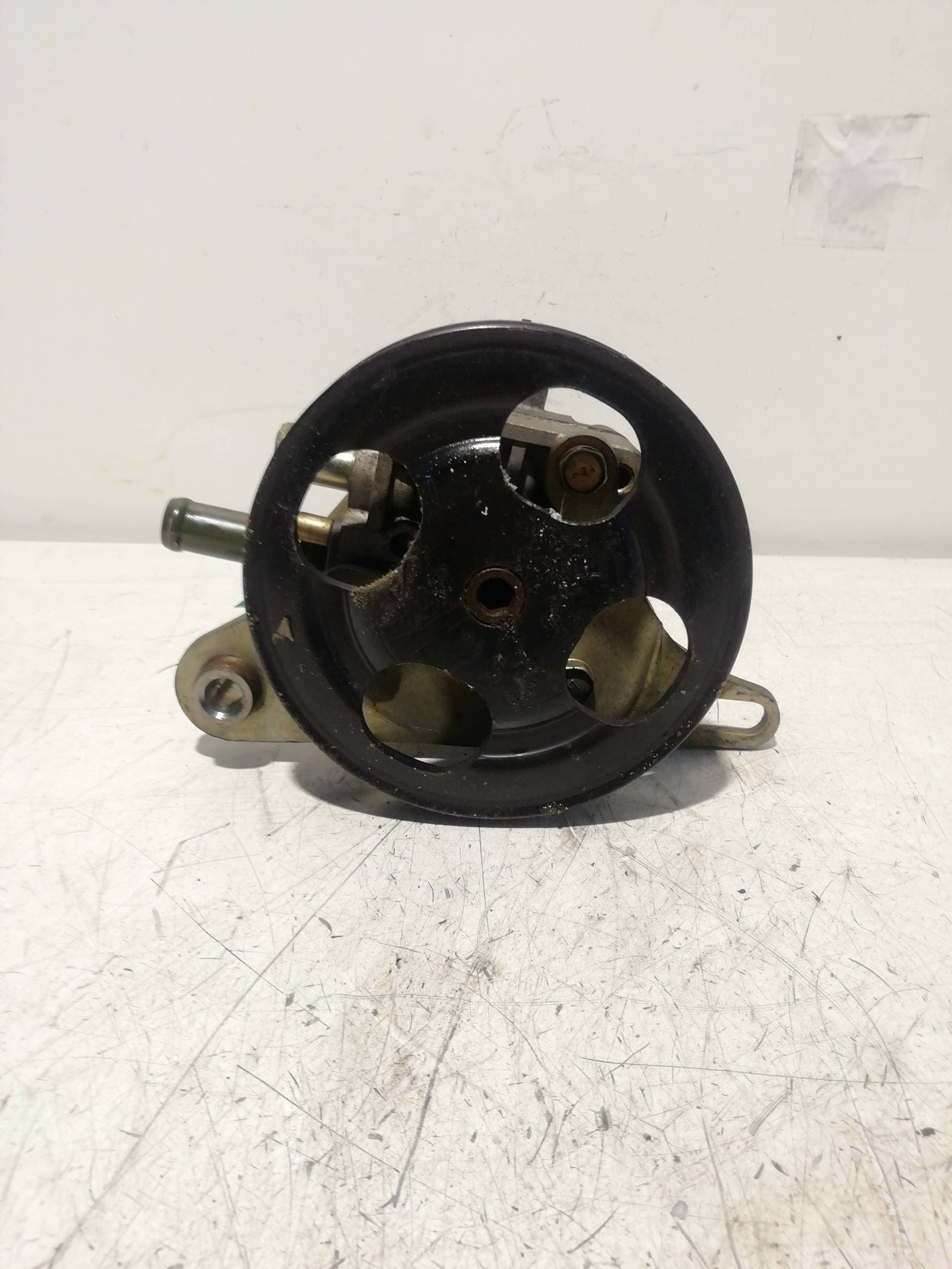 Bomba direccion MAZDA 626 BERLINA (GF) 2