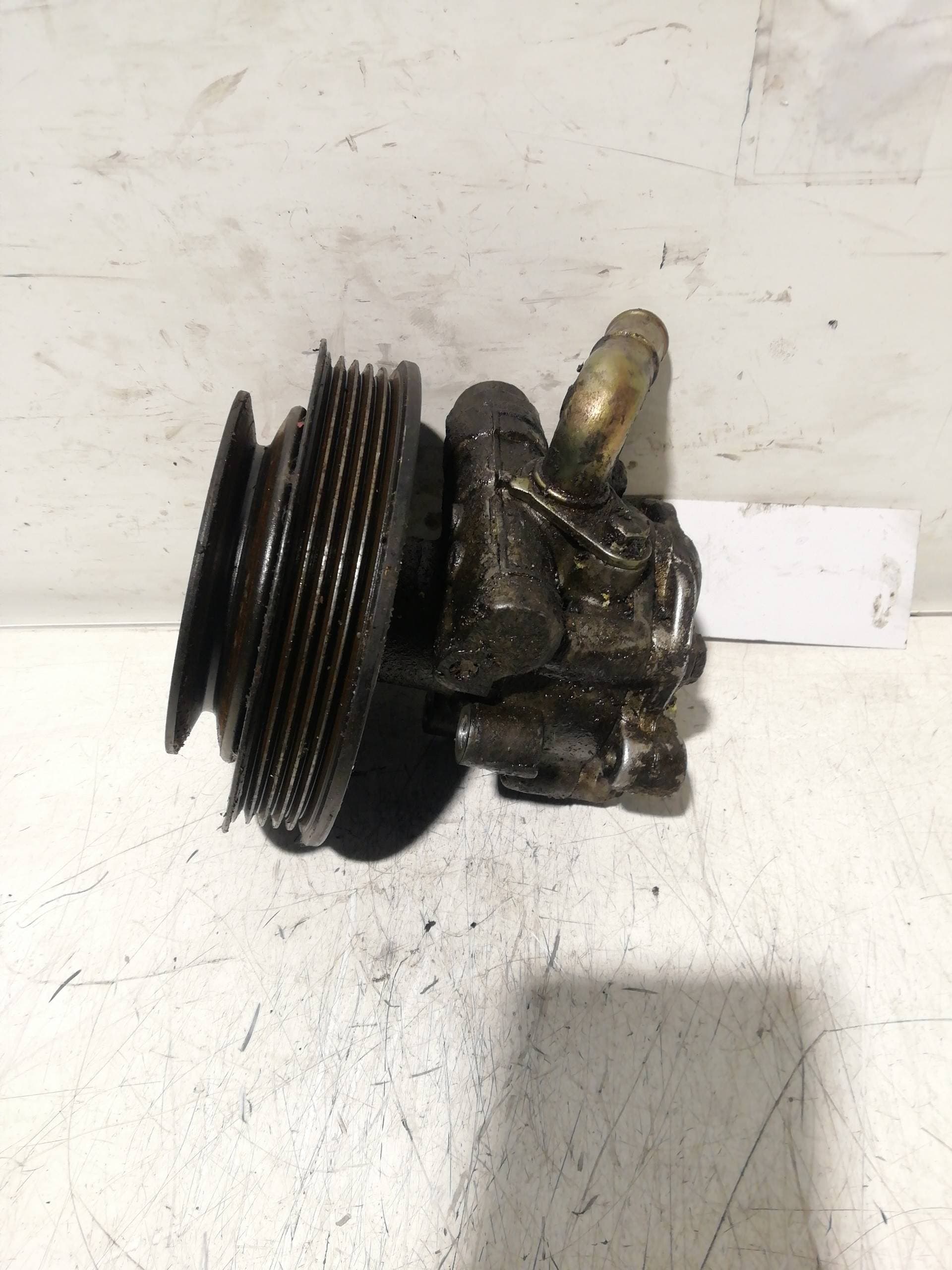 Bomba direccion AUDI A4 BERLINA (B5) 3