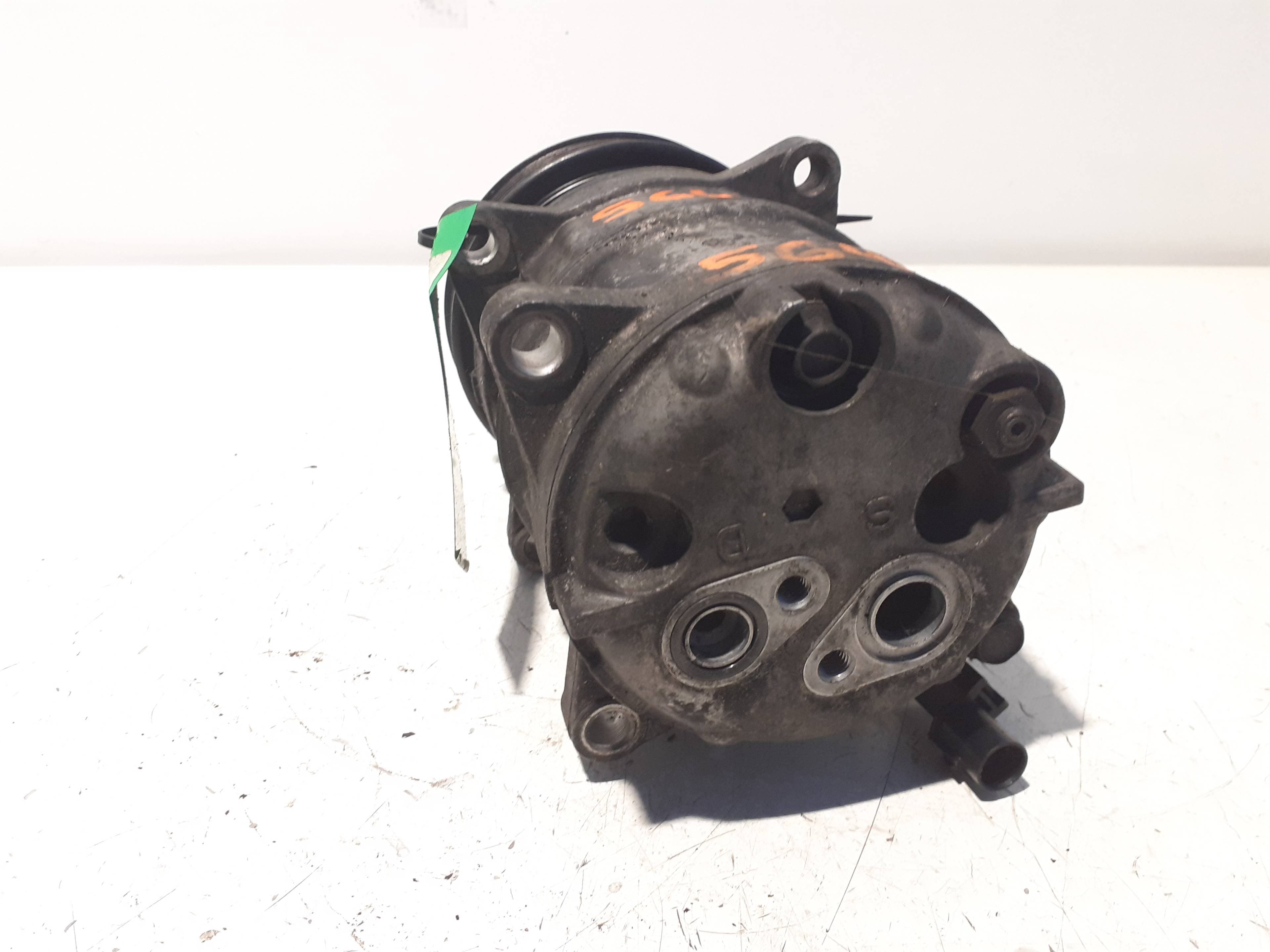 Recambio VOLVO S40 BERLINA ref. 30612618 3