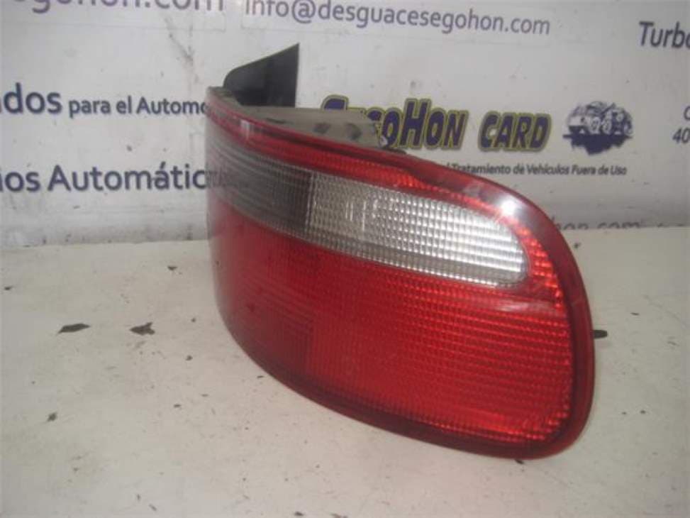 Piloto trasero derecho HONDA ACCORD BERLINA (CC/CE) 2
