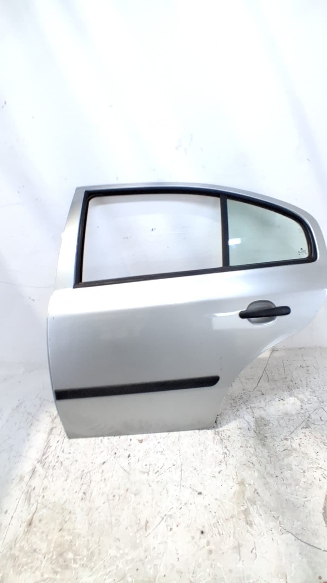 Puerta trasera izquierda SKODA OCTAVIA BERLINA (1U2)
