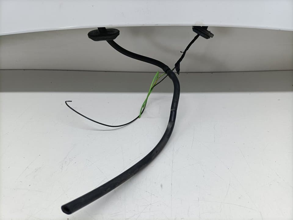Aleron trasero FORD FOCUS LIM 4