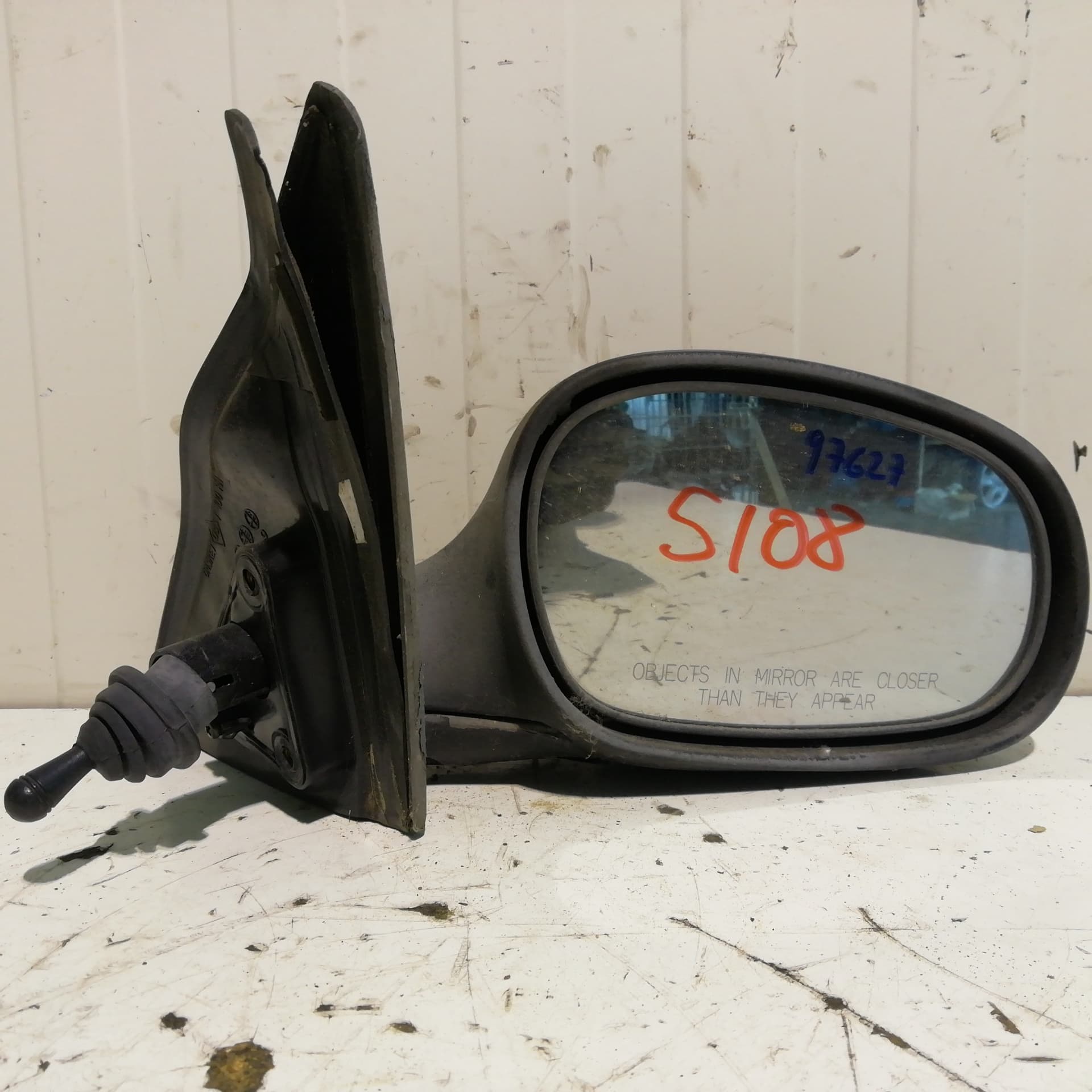 Retrovisor derecho DAEWOO LANOS