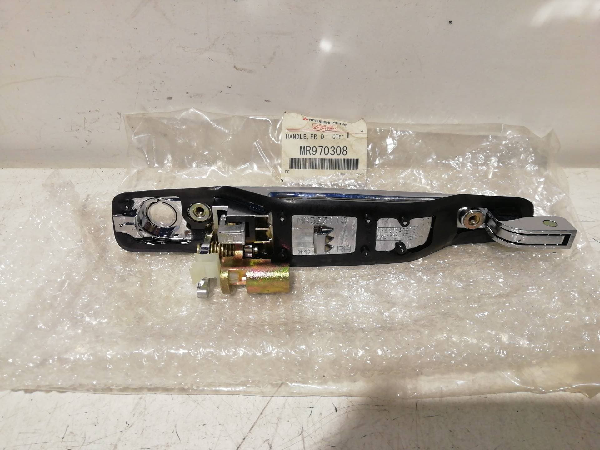 Cerradura puerta delantera derecha MITSUBISHI CARISMA BERLINA 4 (DA0) 4