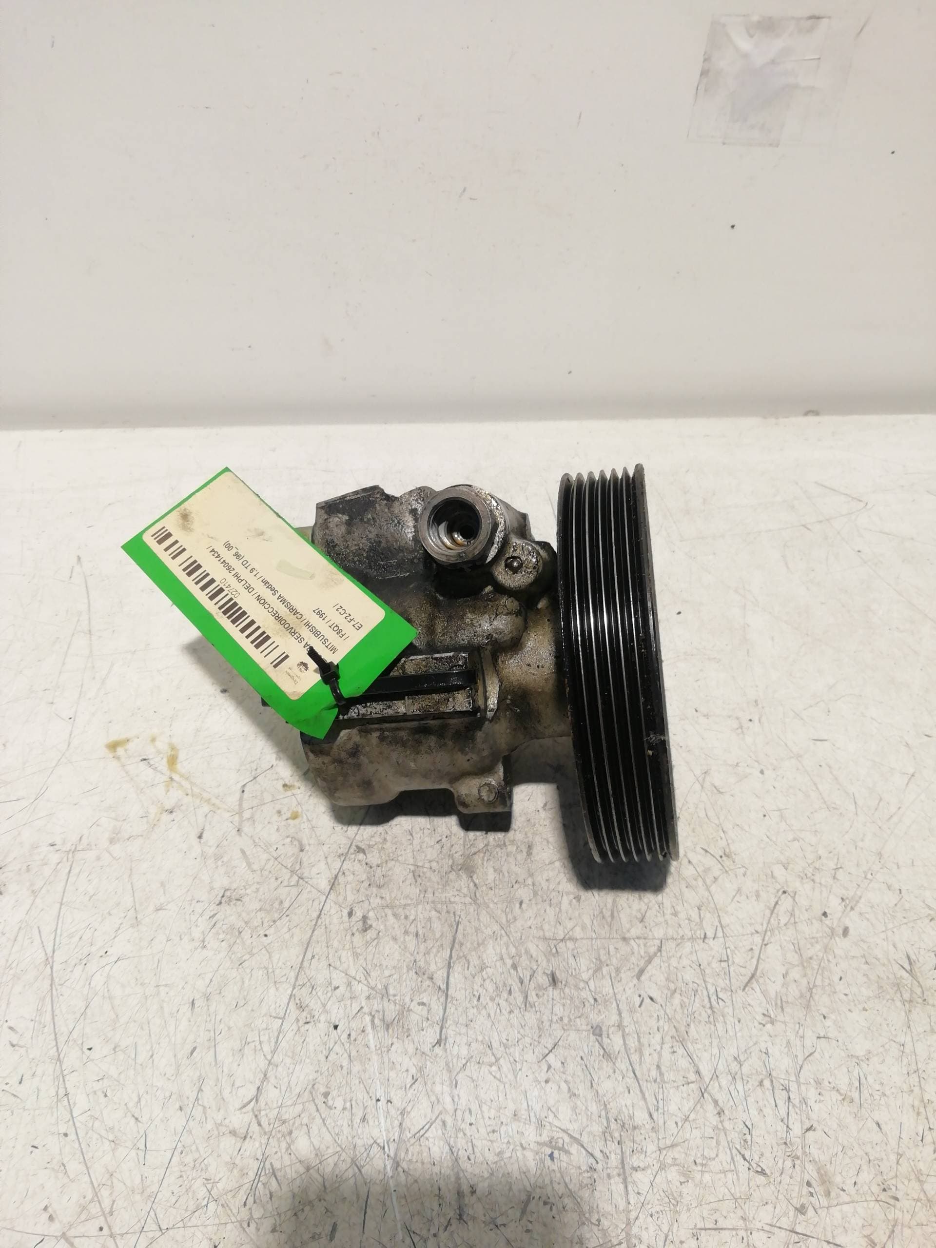 Bomba direccion MITSUBISHI CARISMA BERLINA 4 (DA0) 3