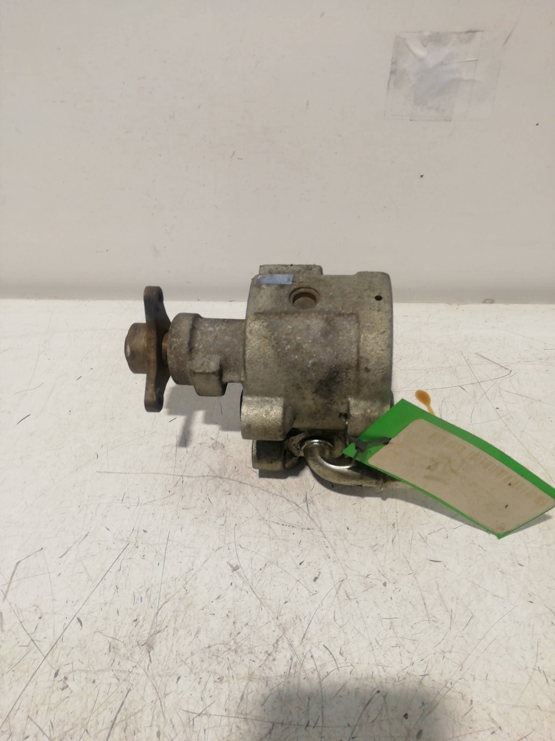 Bomba direccion MITSUBISHI CARISMA BERLINA 4 (DA0) 5