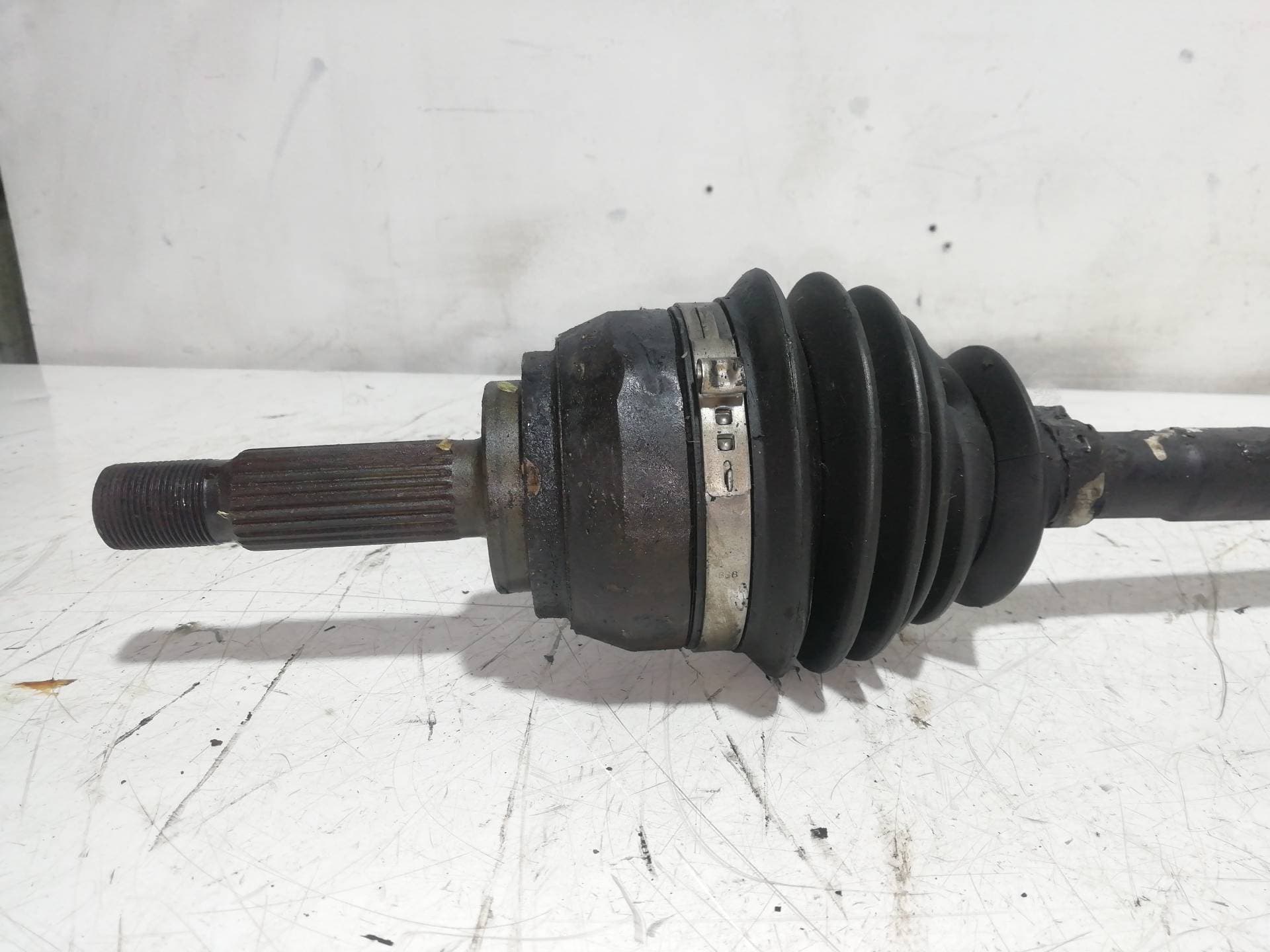 Transmision delantera izquierda MITSUBISHI CARISMA BERLINA 4 (DA0) 3
