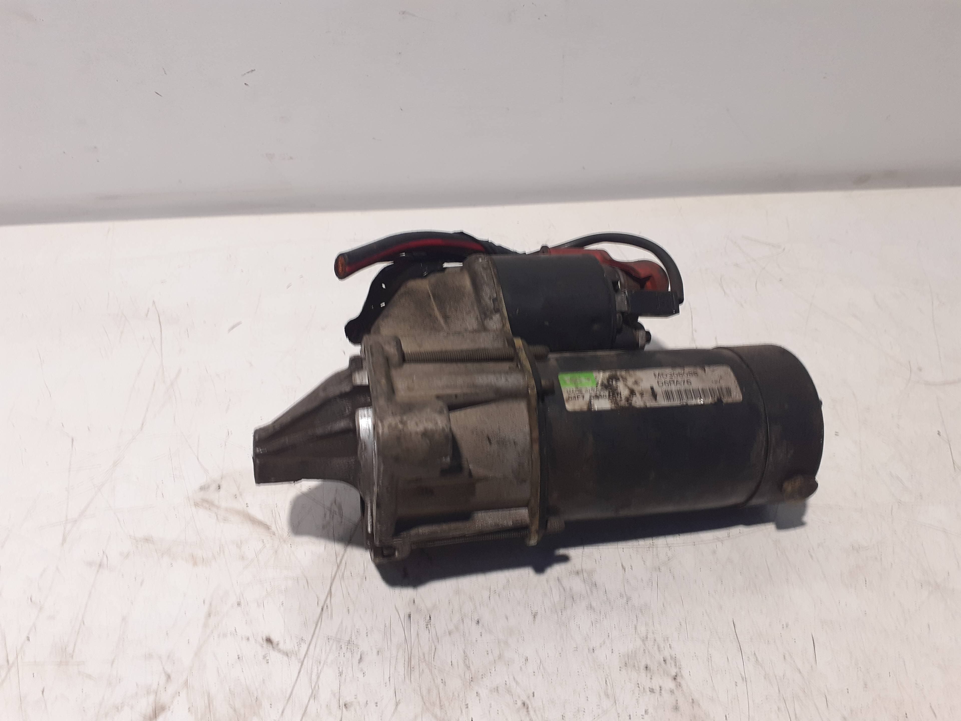 Motor arranque MITSUBISHI CARISMA BERLINA 4 (DA0) 3