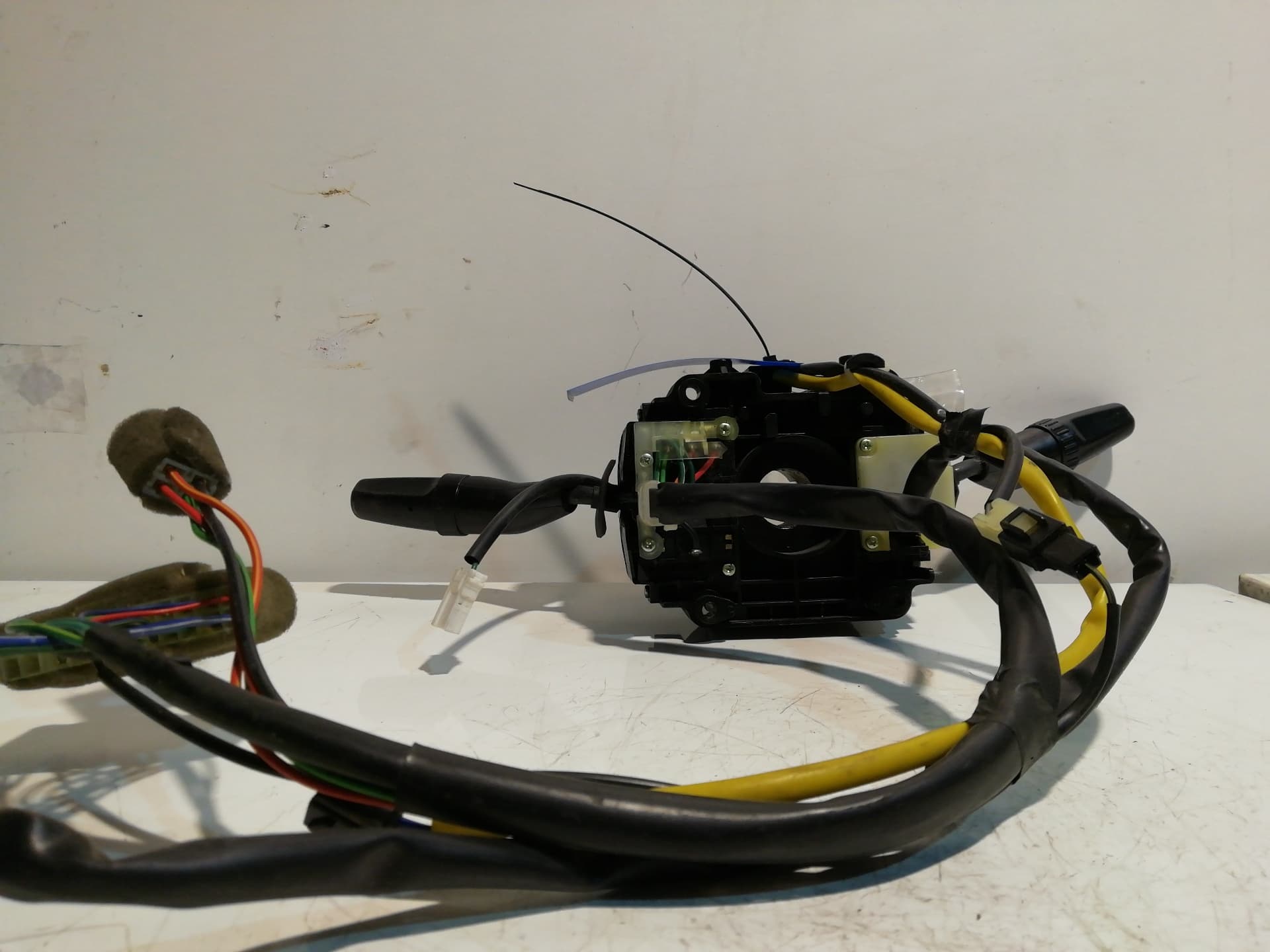 Mando multifuncion MITSUBISHI CARISMA BERLINA 4 (DA0) 5